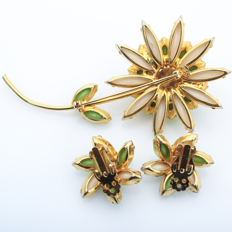 Vintage Rhinestone Costume Jewelry Including Weiss