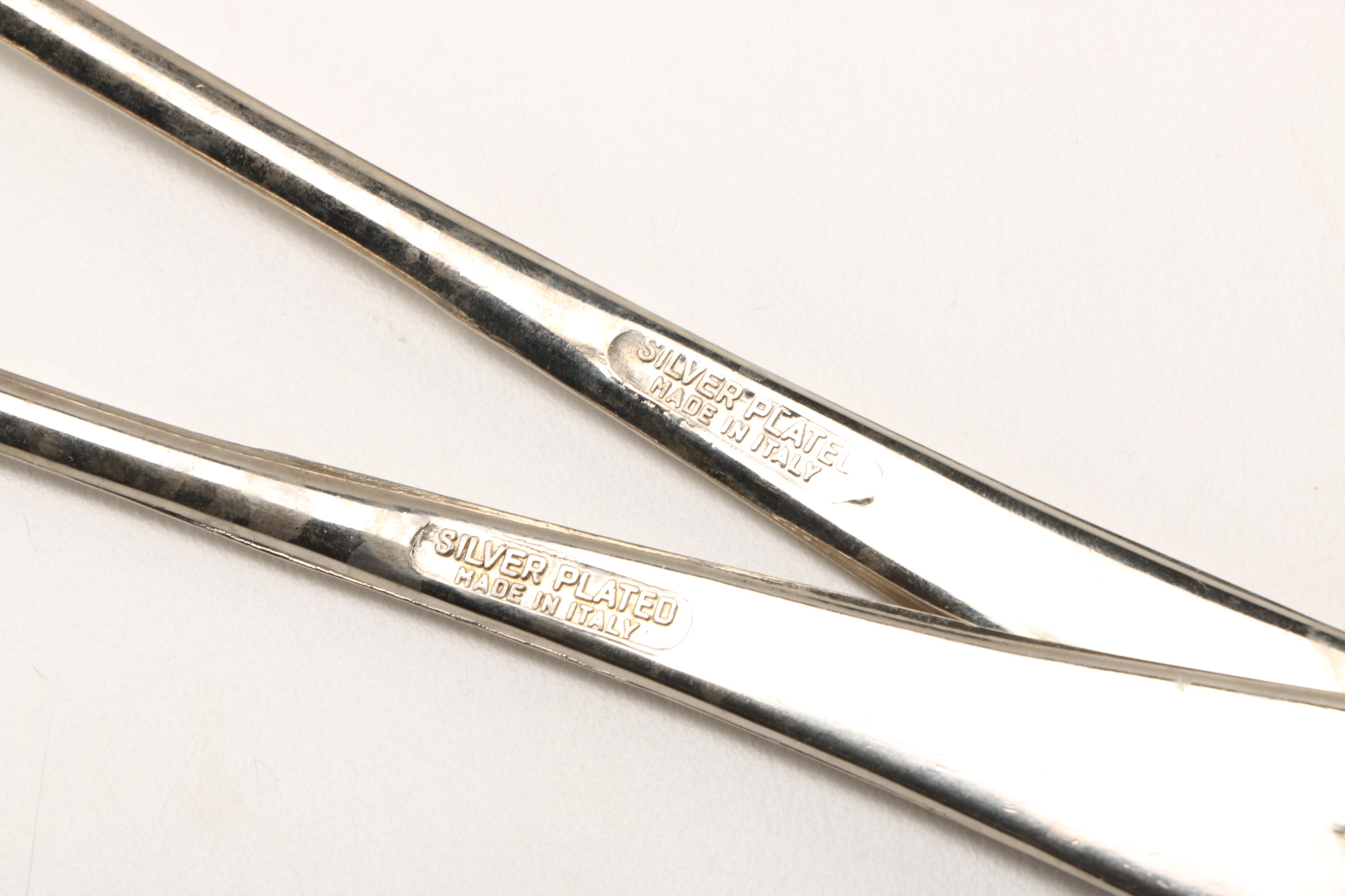 1847 Rogers Bros "Remembrance" Silver Plate Flatware