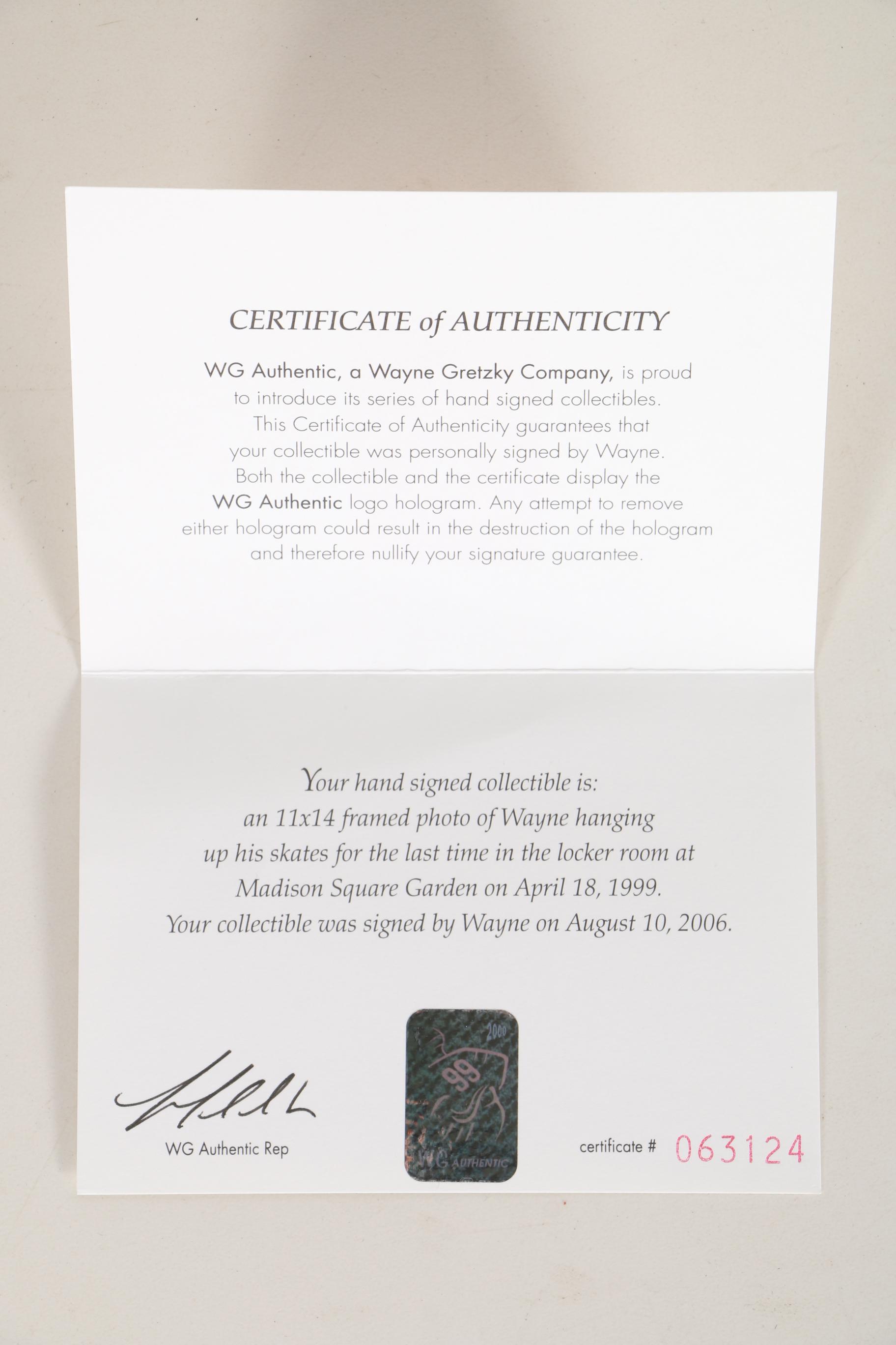 Signed Wayne Gretsky Photograph