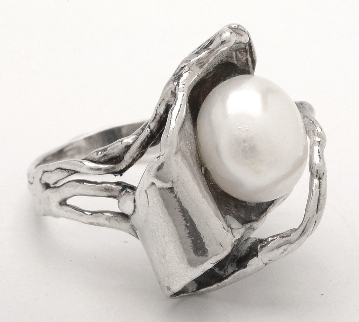 Israeli Sterling Silver Cultured Freshwater Pearl Ring