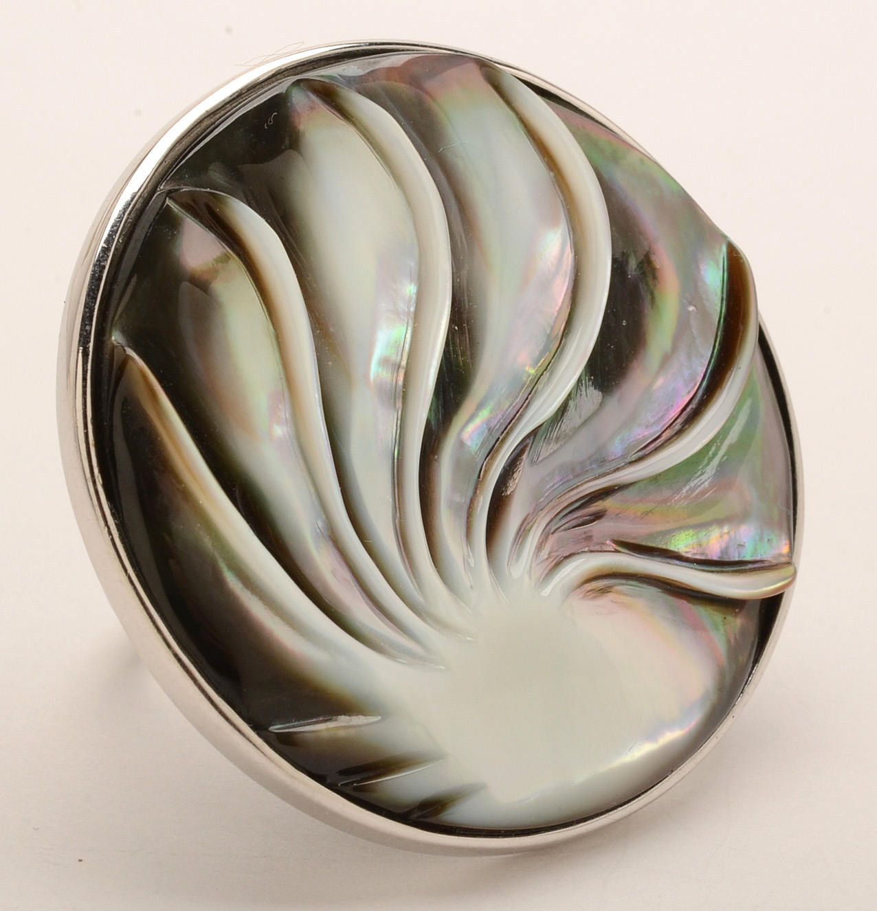 Sajen Sterling Silver Carved Shell Ring