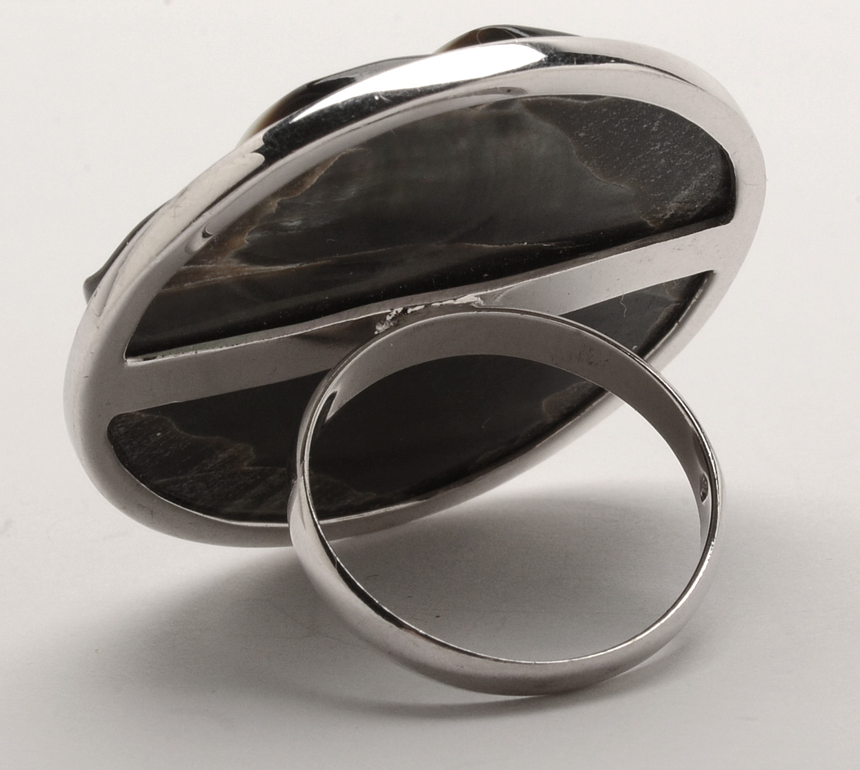 Sajen Sterling Silver Carved Shell Ring