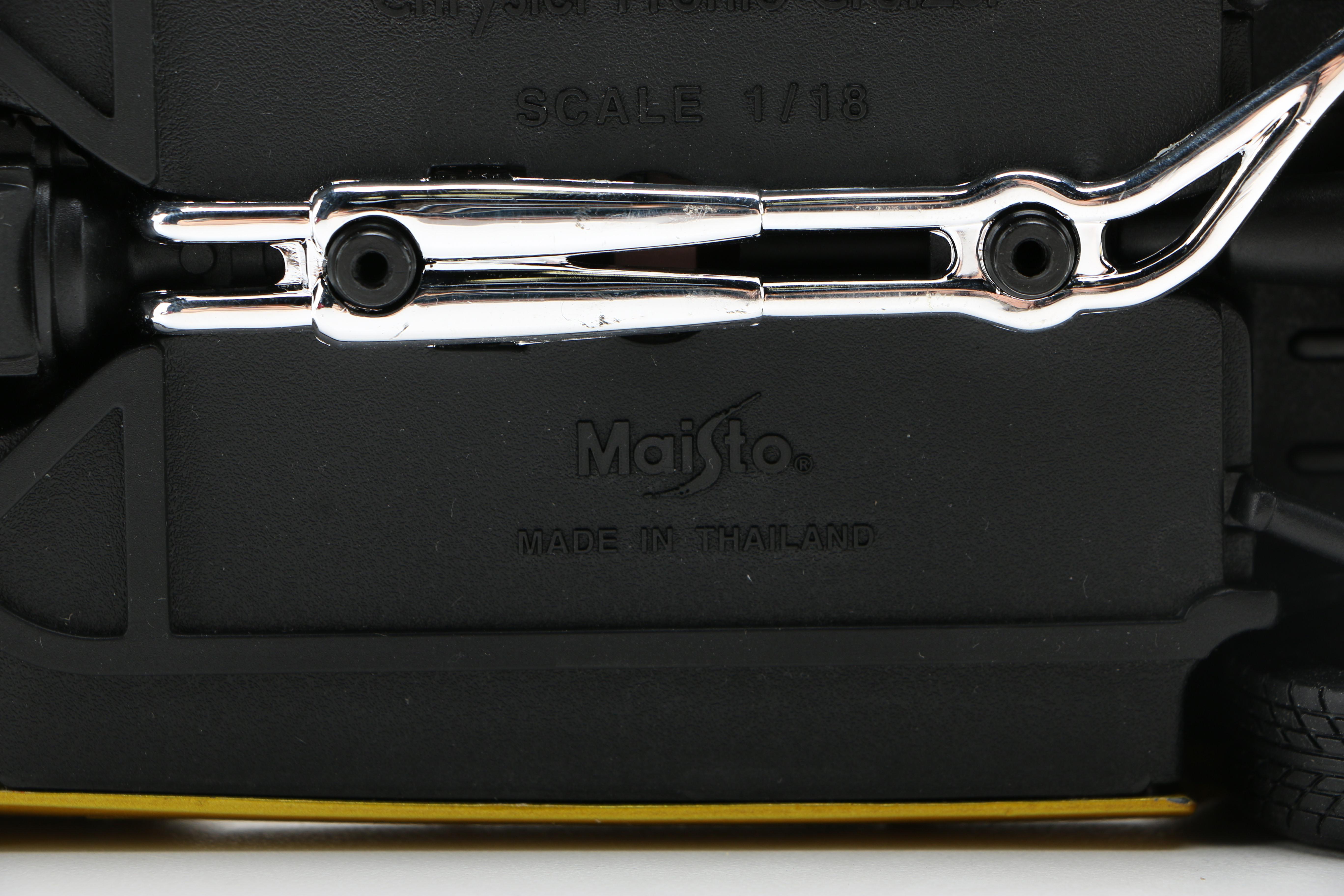 1:18 Scale Die Cast Chrysler PT Cruisers