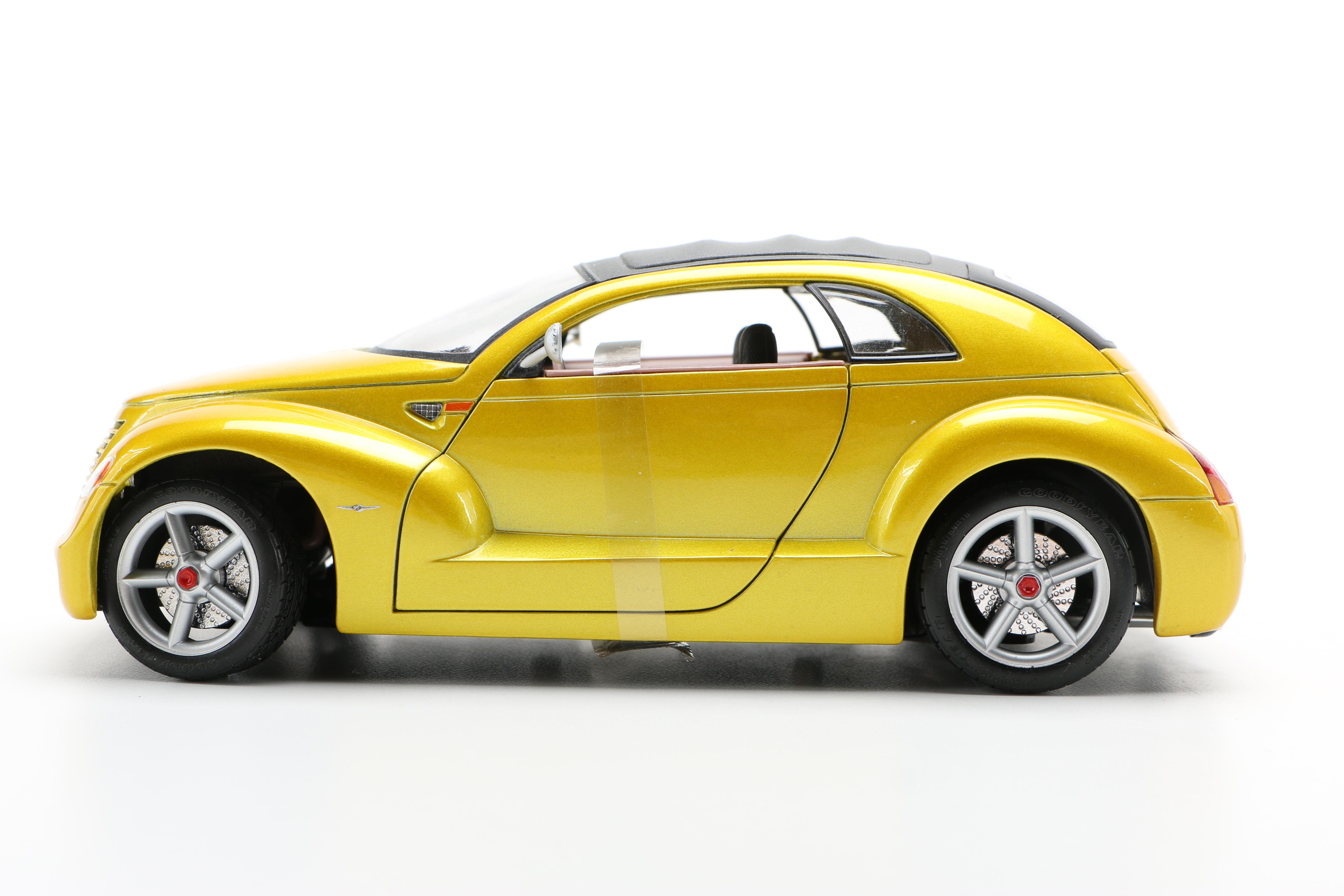 1:18 Scale Die Cast Chrysler PT Cruisers