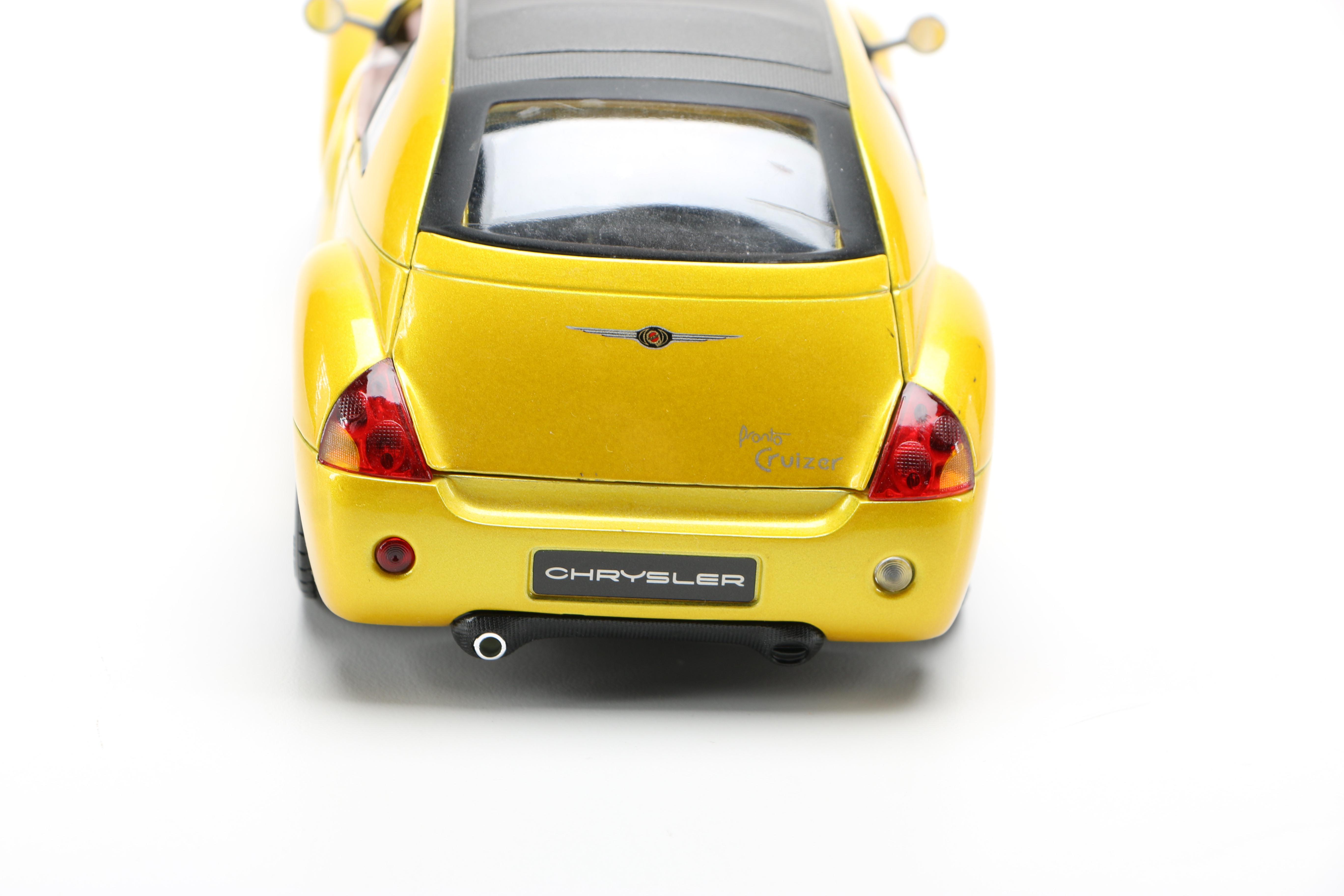 1:18 Scale Die Cast Chrysler PT Cruisers