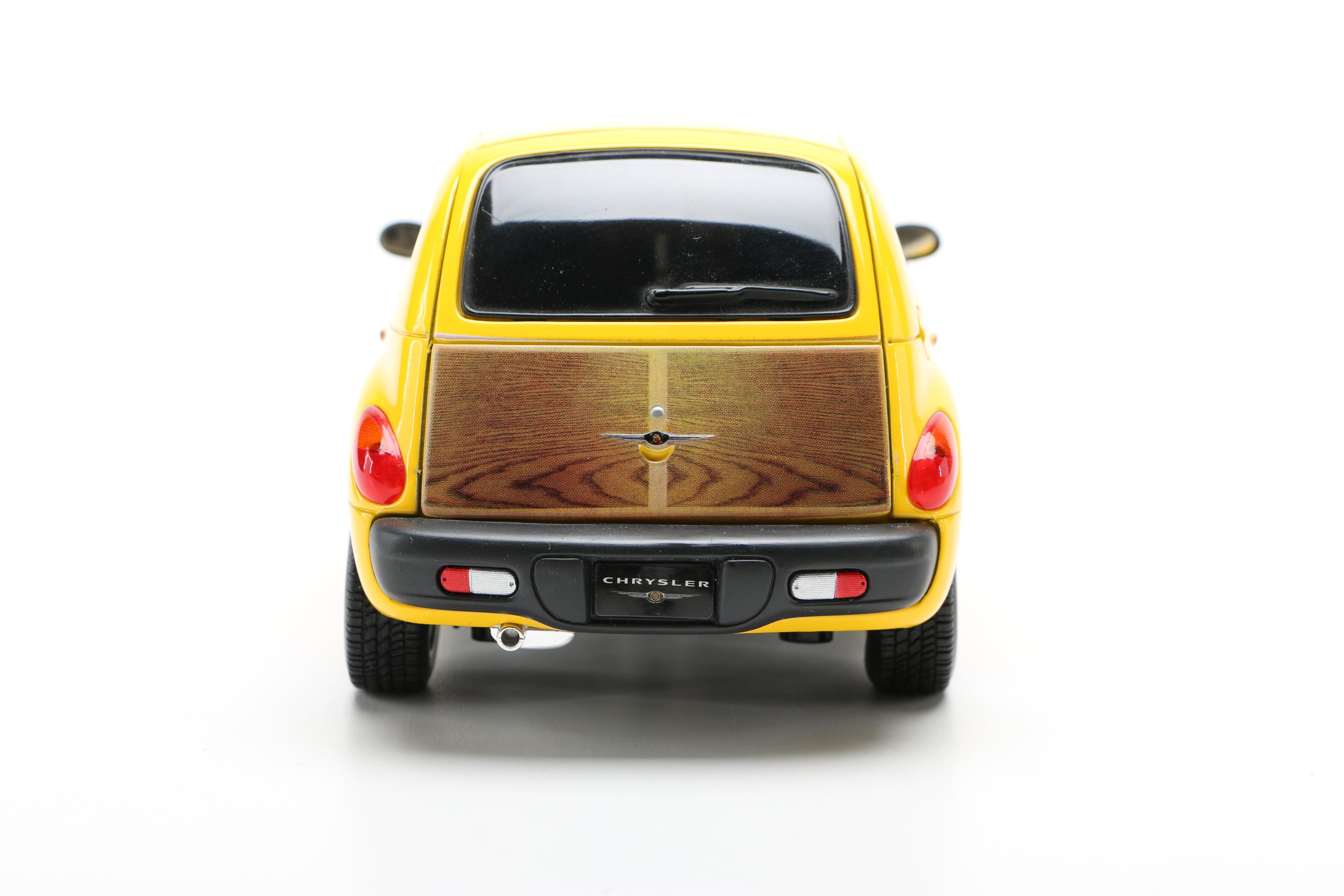 1:18 Scale Die Cast Chrysler PT Cruisers