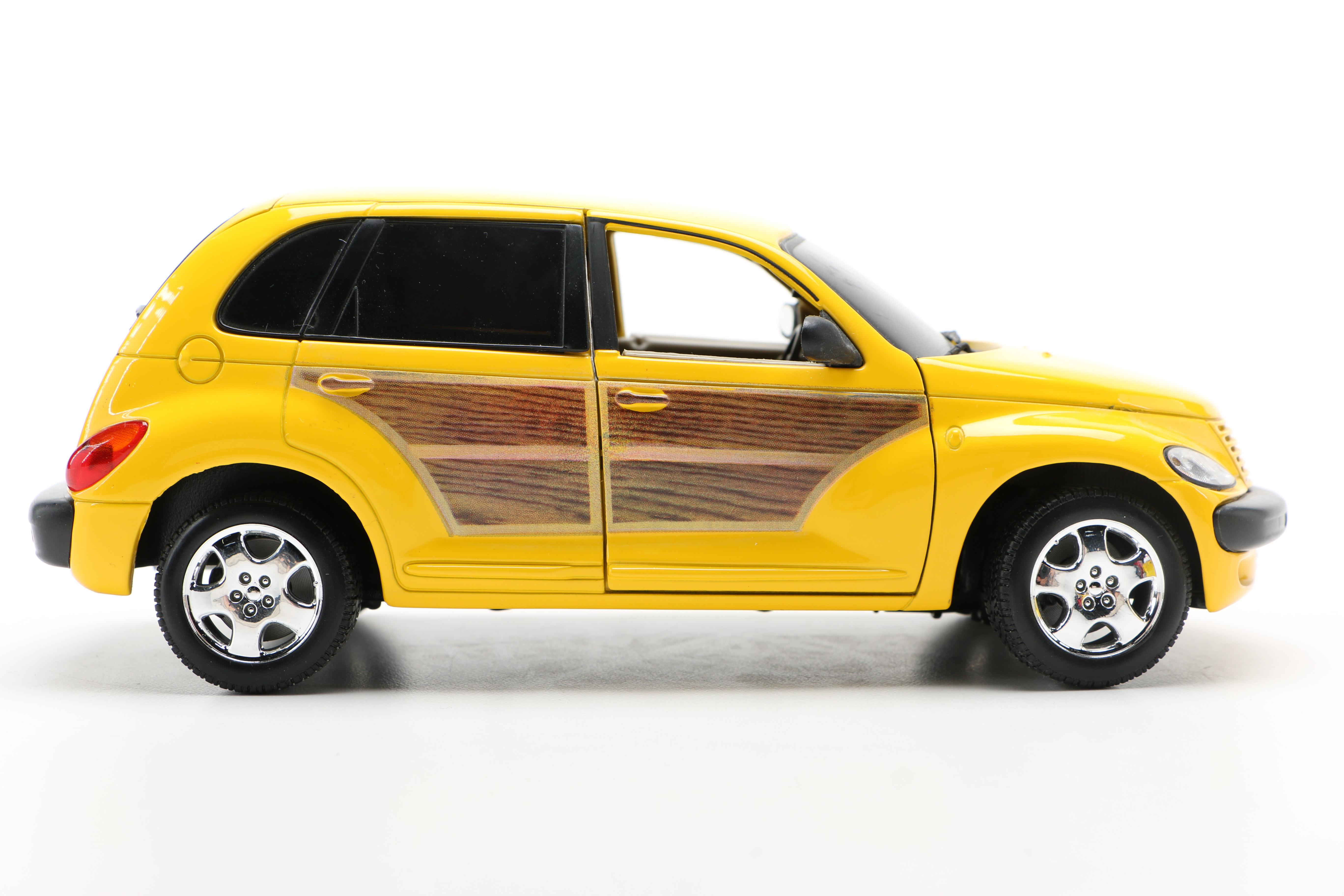 1:18 Scale Die Cast Chrysler PT Cruisers