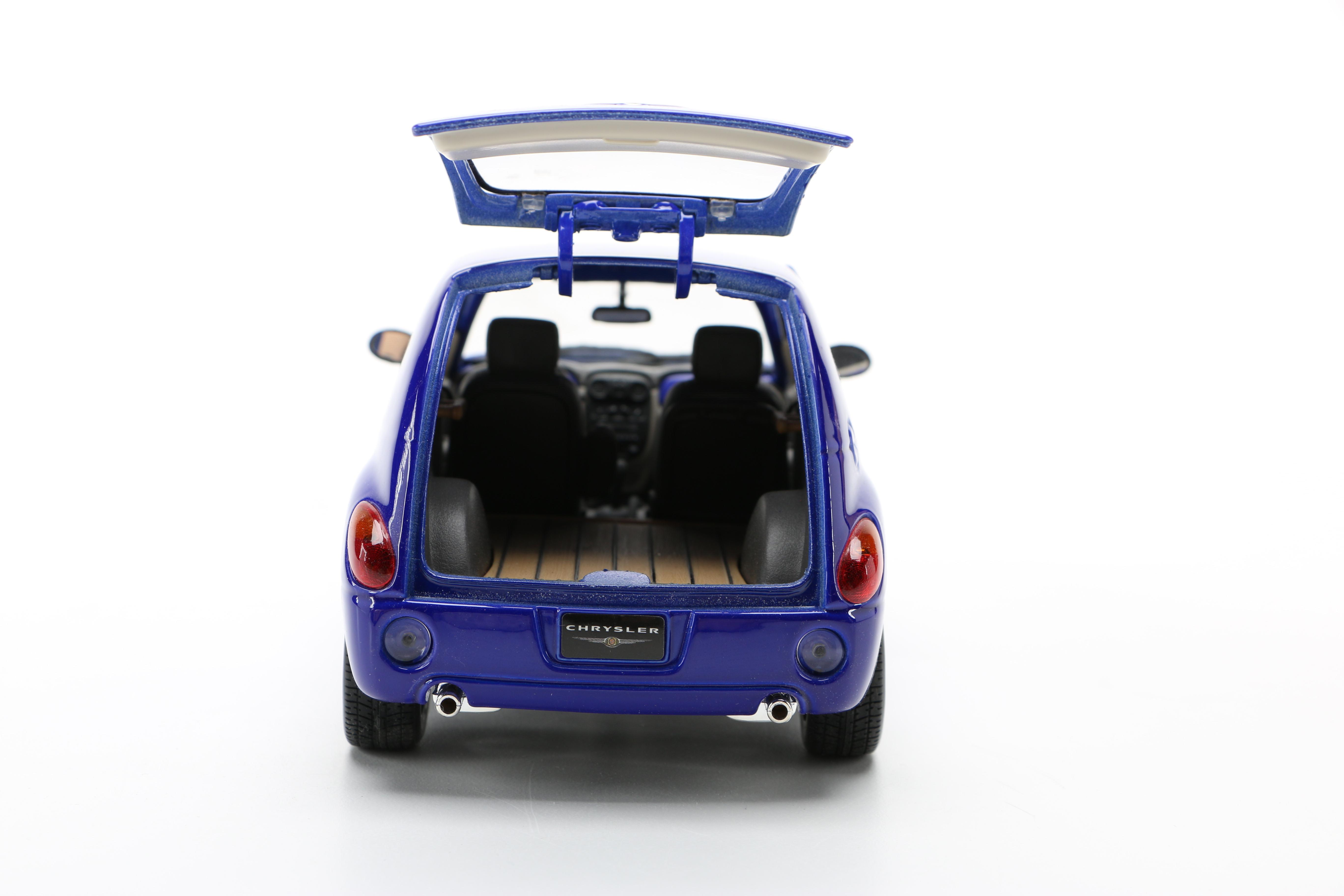 1:18 Scale Die Cast Chrysler PT Cruisers