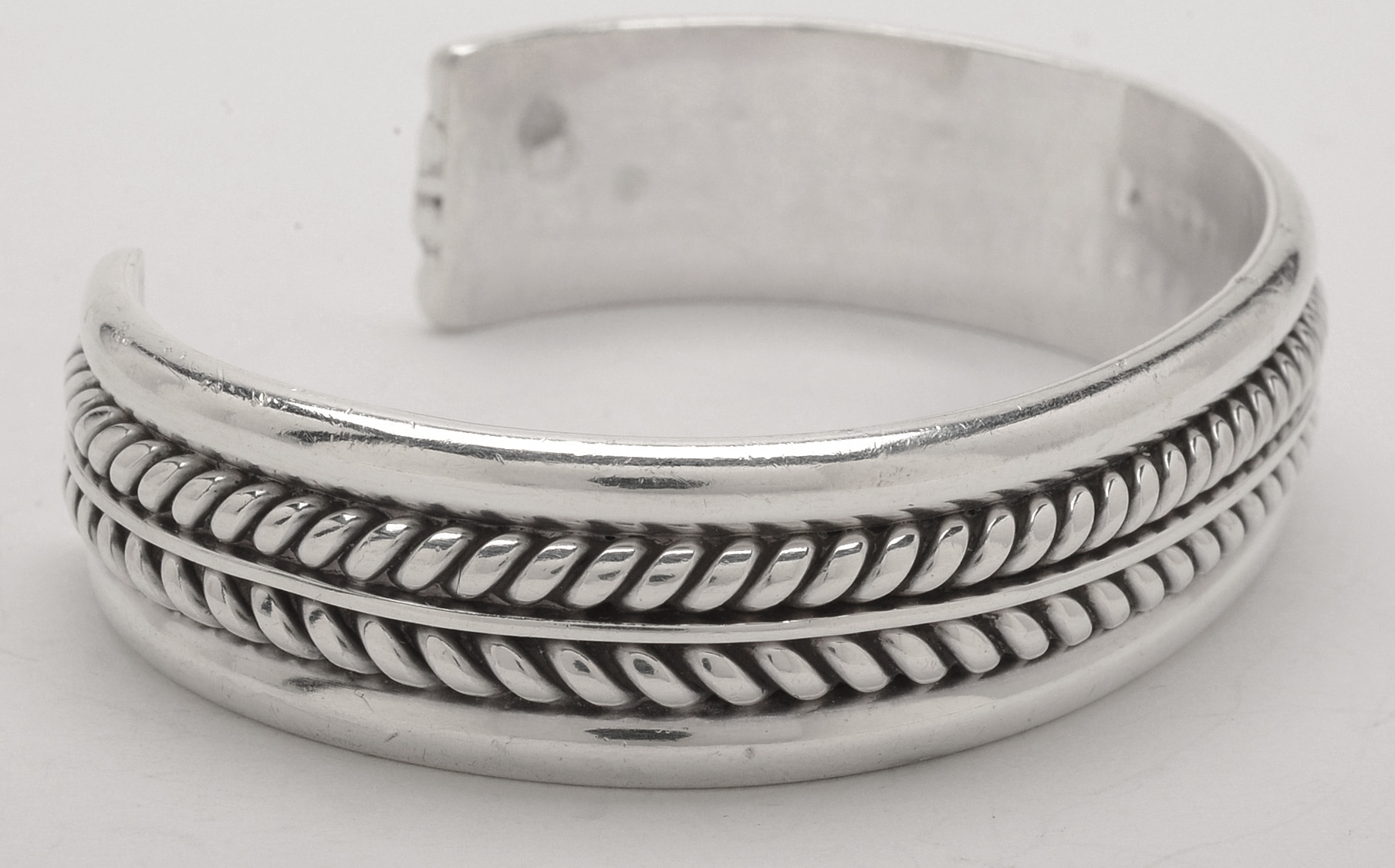 Tom Hawk Signed Native American Navajo Sterling Silver Cuff