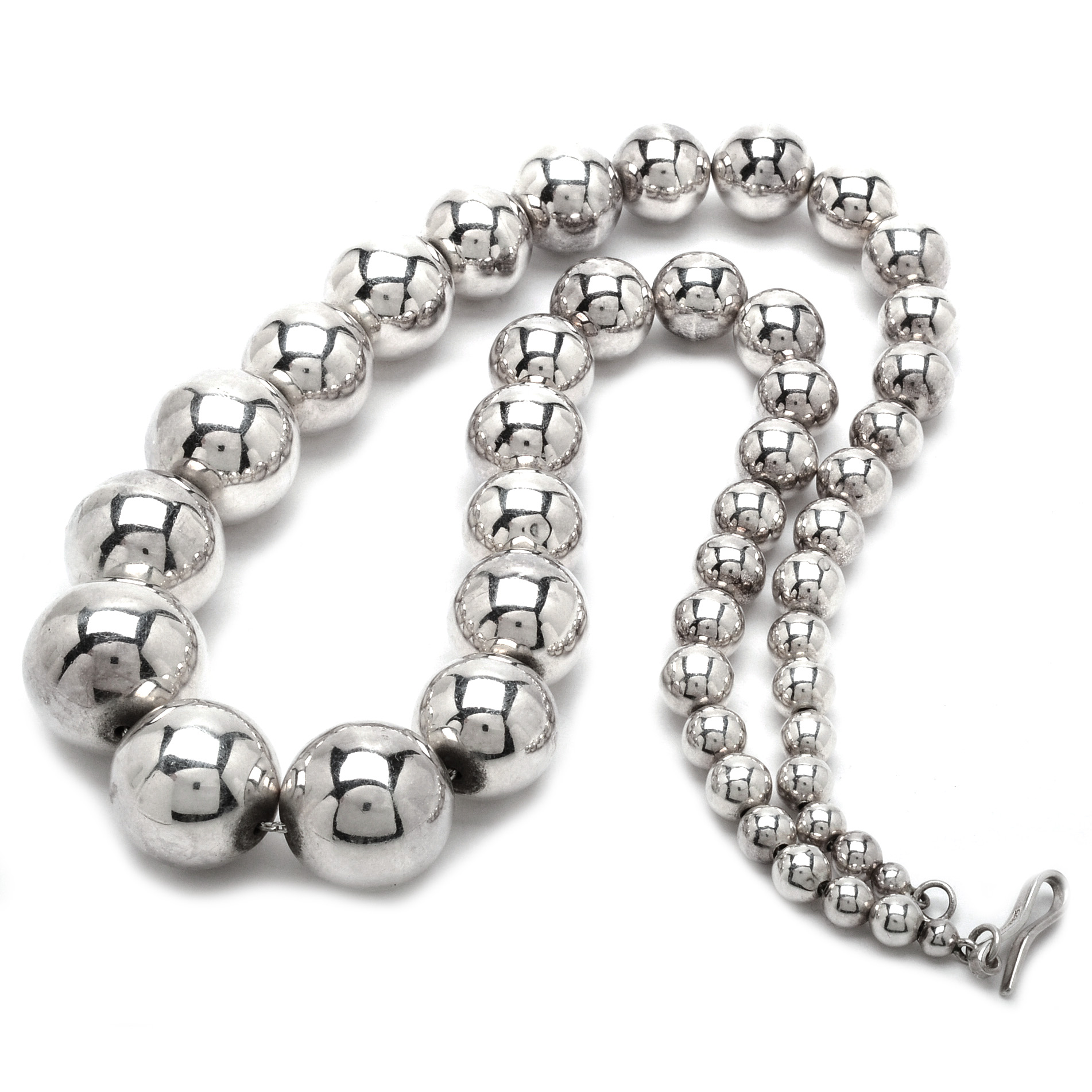 Vintage Sterling Silver Graduated Ball Bead Necklace