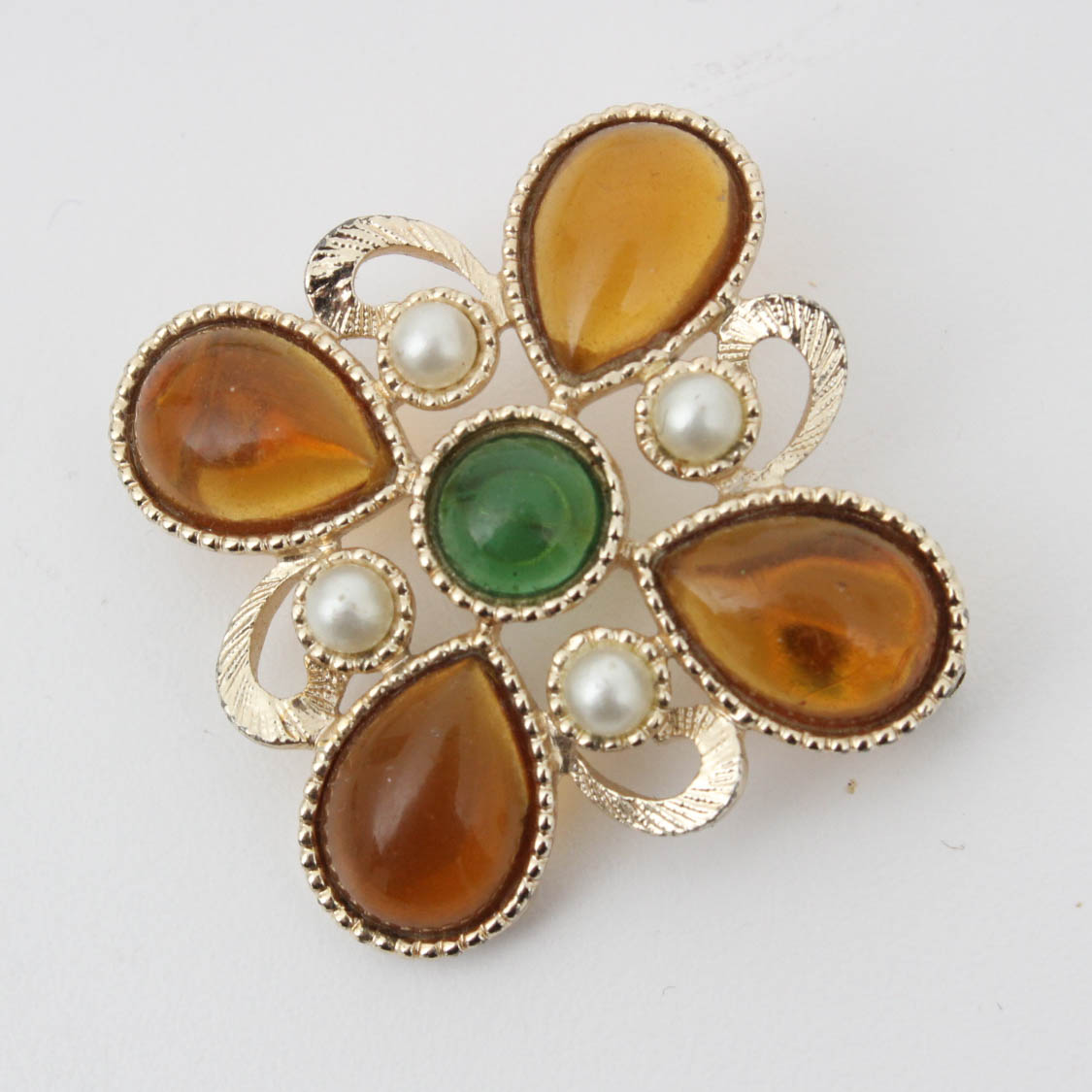 Sizable Collection of Vintage Rhinestone Brooches Featuring Weiss, Nolan Miller and More