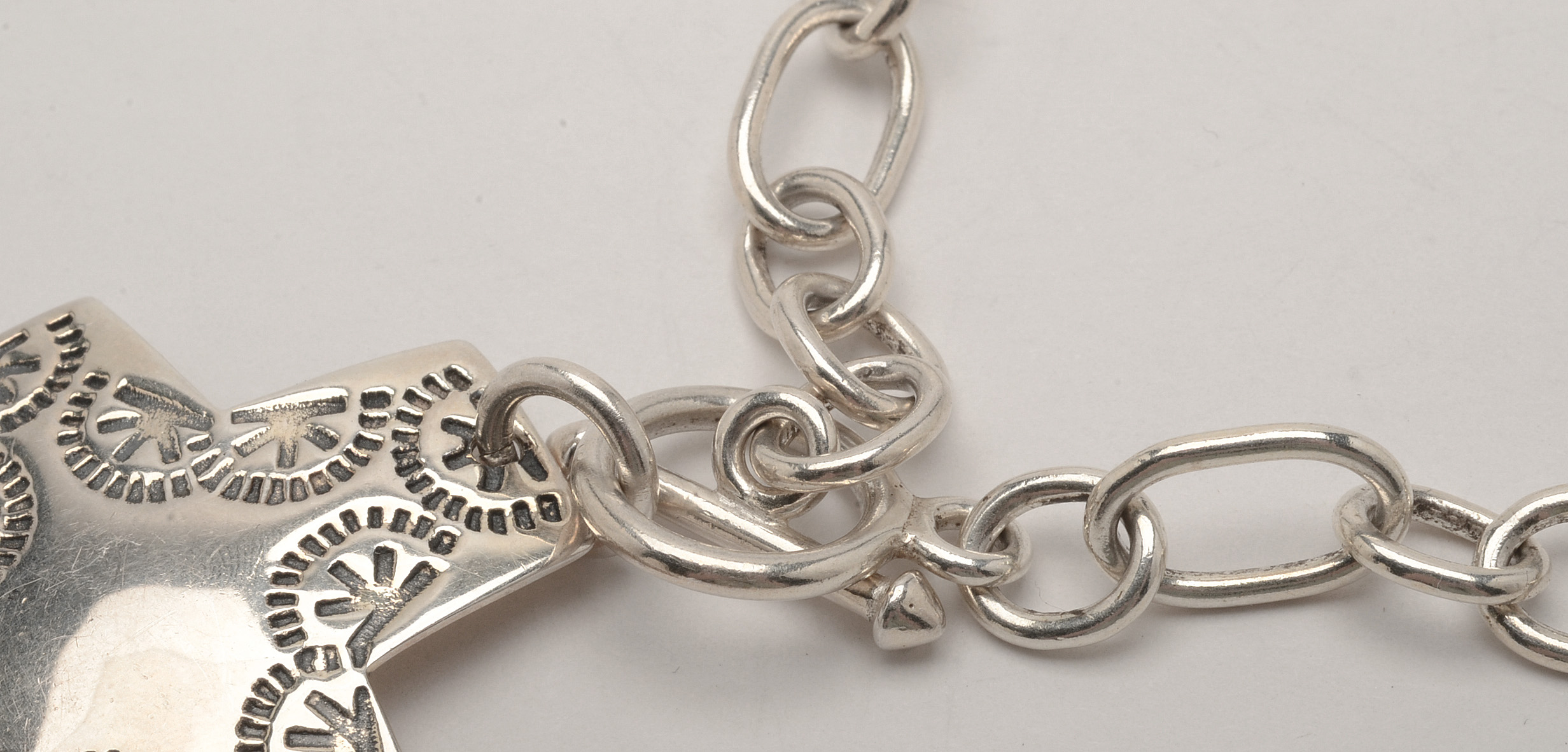 Silpada Sterling Silver Virtuosity Cross Pendant Link Necklace