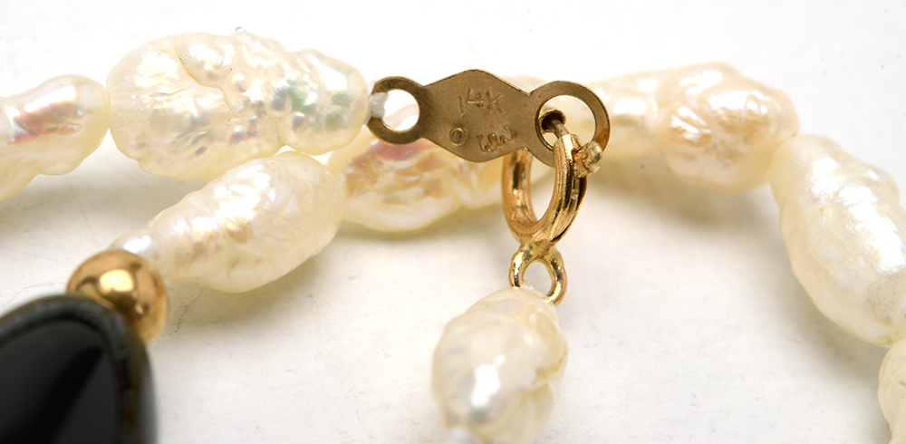 14K Gold Cultured Freshwater Pearl and Onyx Necklace and Bracelet