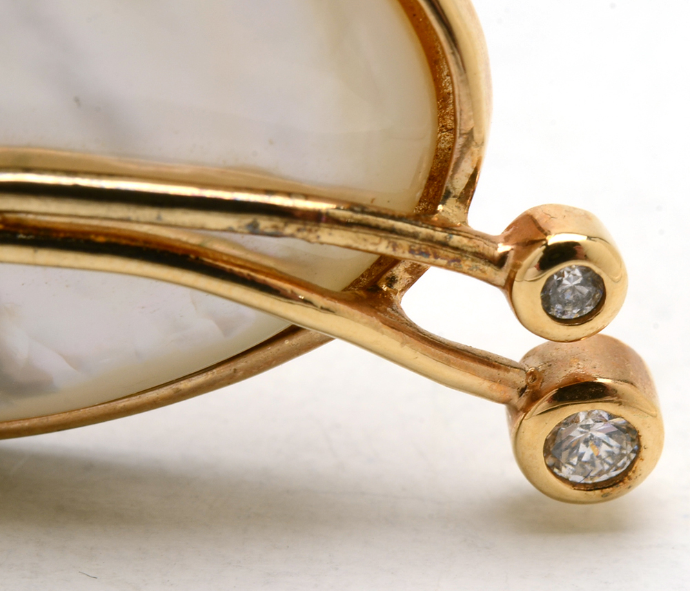 Sterling Vermeil Mother of Pearl Cubic Zirconia Brooch/Pendant