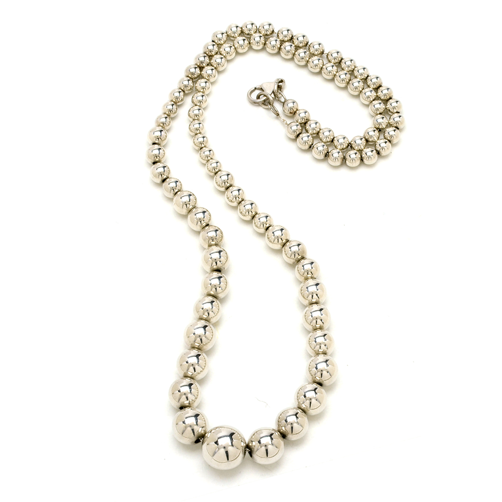 Unmarked Silvertone Graduated Beaded Necklace