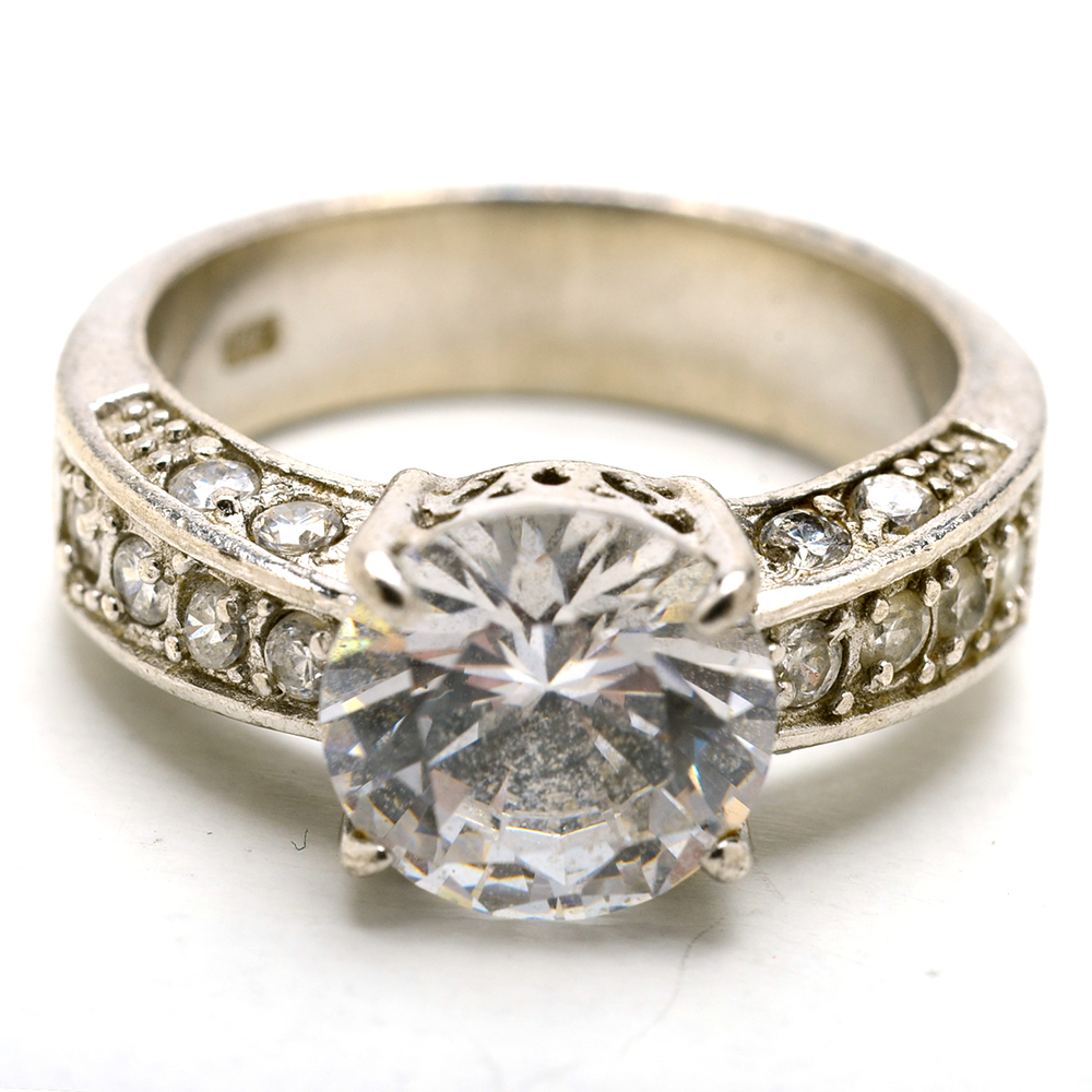 Group of Sterling Silver Jewelry Including a Peridot Ring