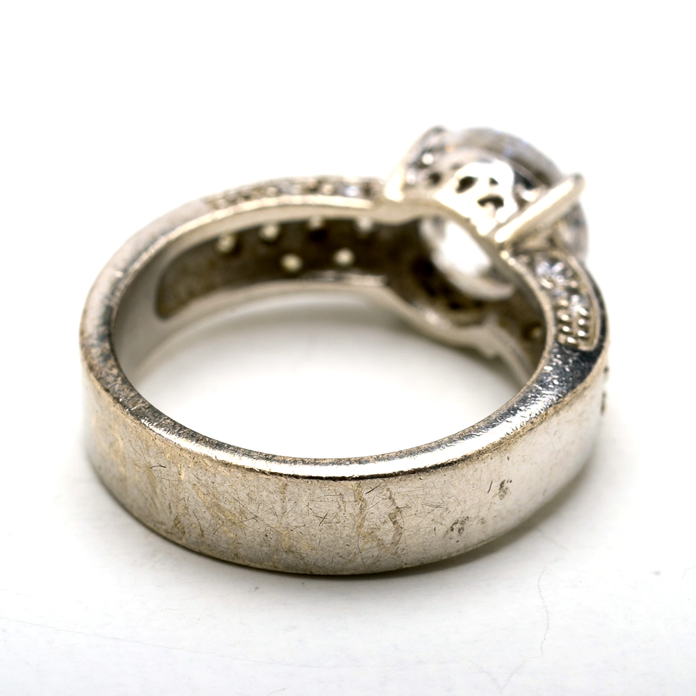 Group of Sterling Silver Jewelry Including a Peridot Ring