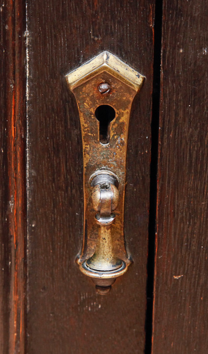 Antique William and Mary Style Gossip Bench