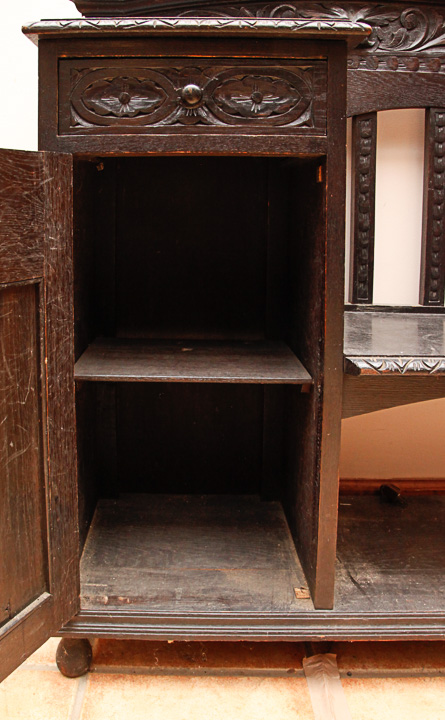 Antique William and Mary Style Gossip Bench