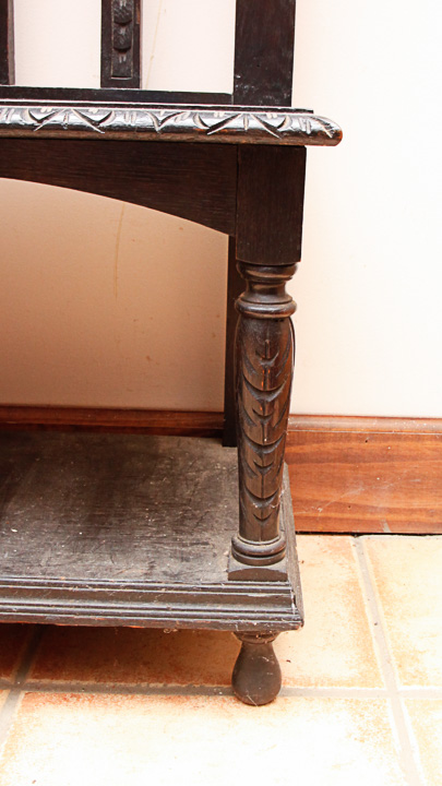 Antique William and Mary Style Gossip Bench