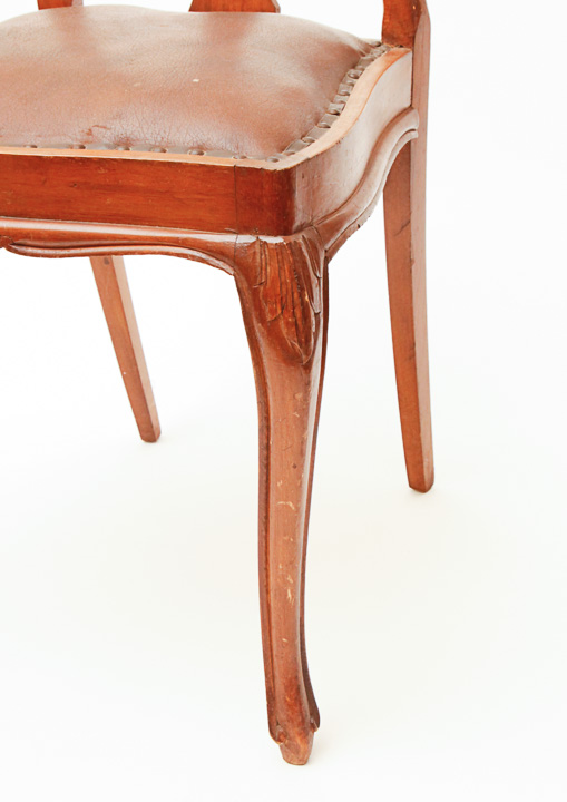 Vintage Queen Anne-Style Chair