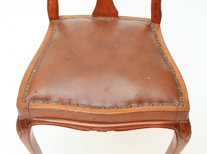 Vintage Queen Anne-Style Chair