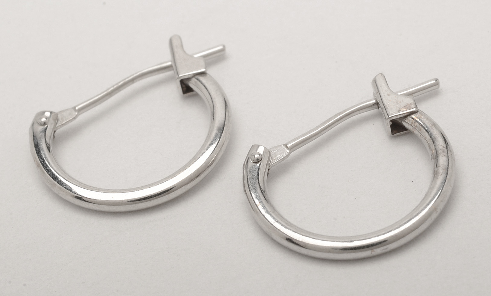 10K White Gold Diamond Heart Shape Pendant Necklace and 10K Hoops