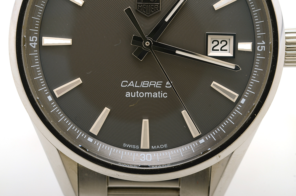 Men's Tag Heuer Carrera Date 39 mm Calibre 5 Grey Steel Automatic