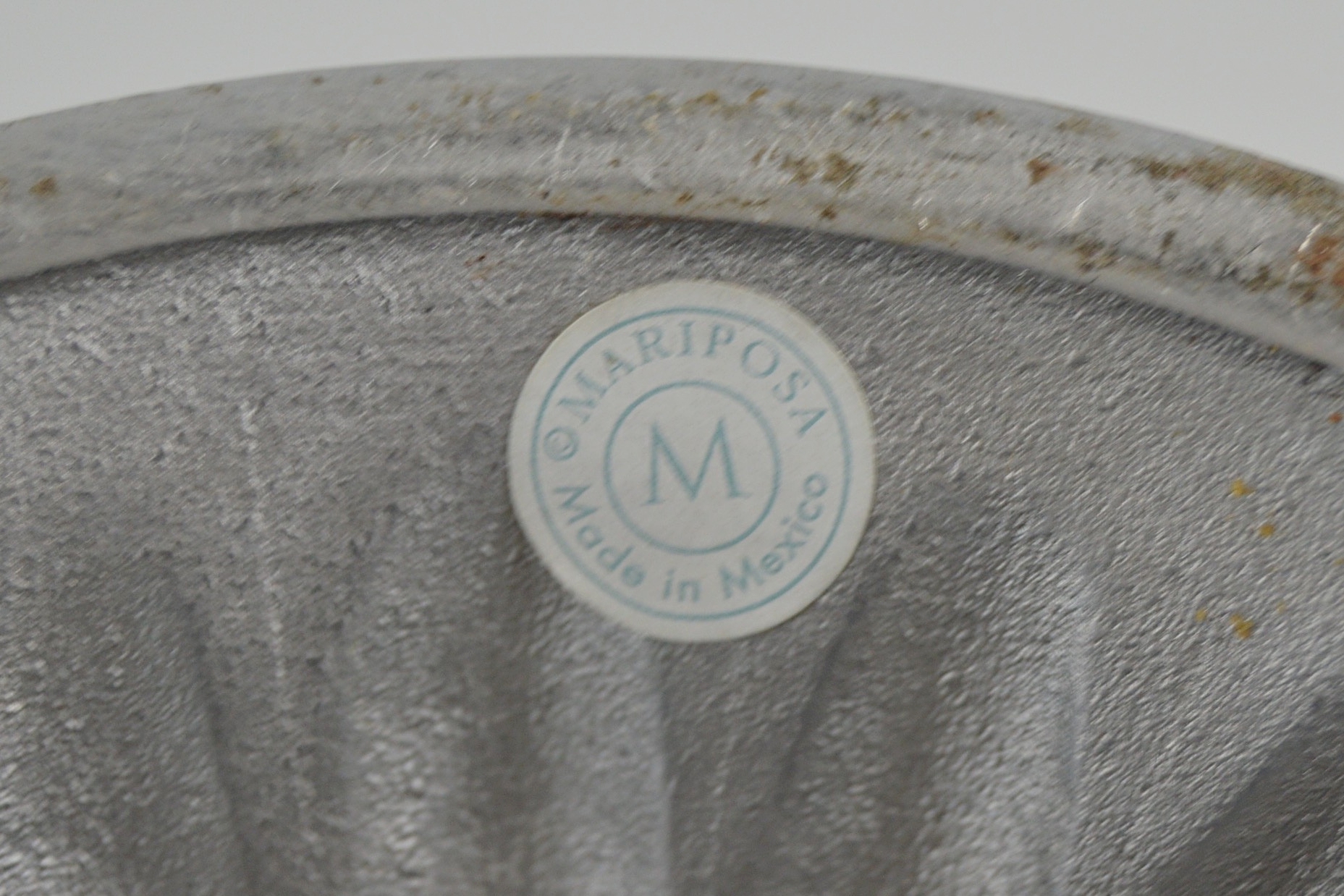 Mariposa Urn Planter