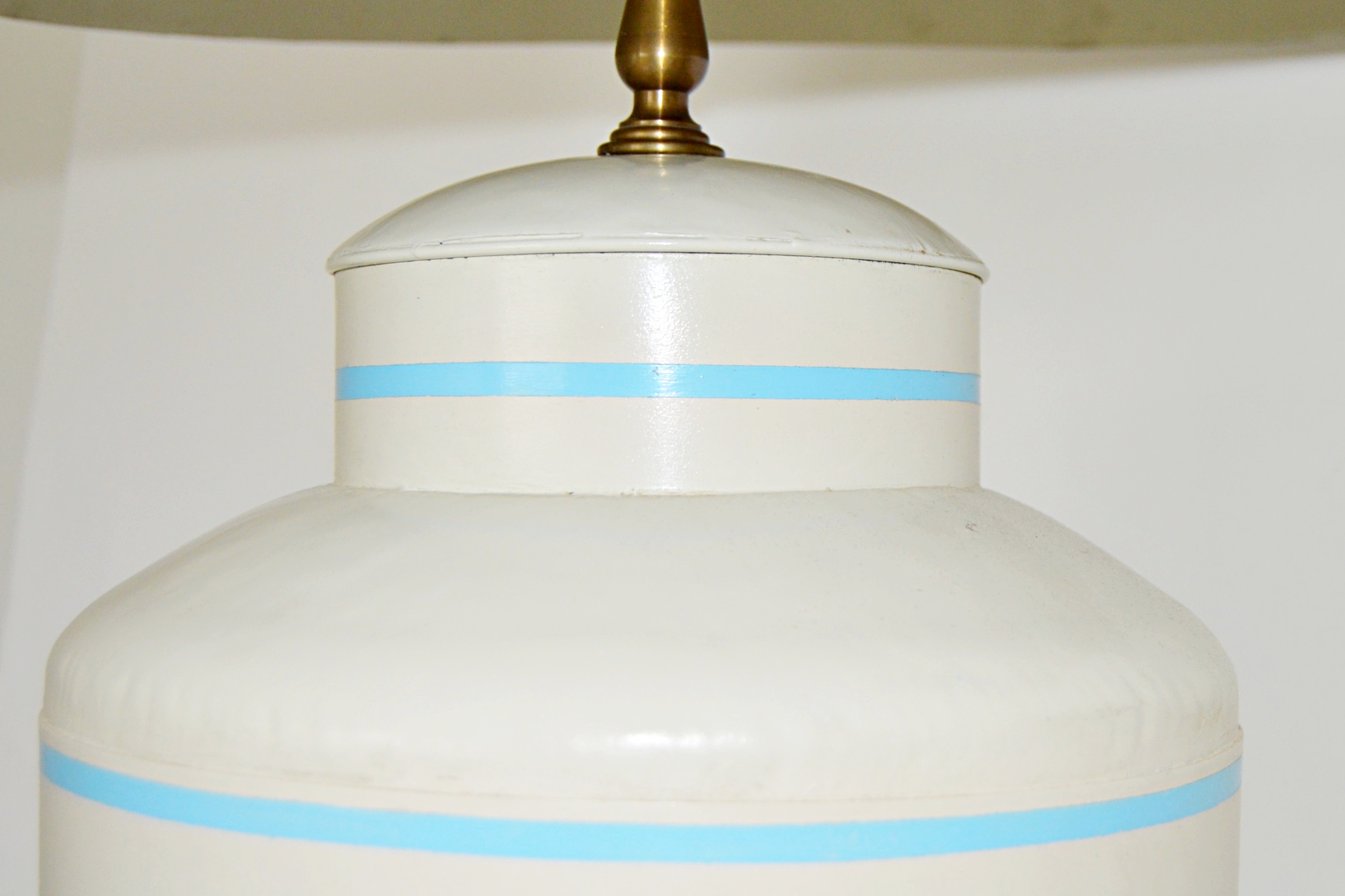 Tea Caddy Tole Lamp by JM PIers