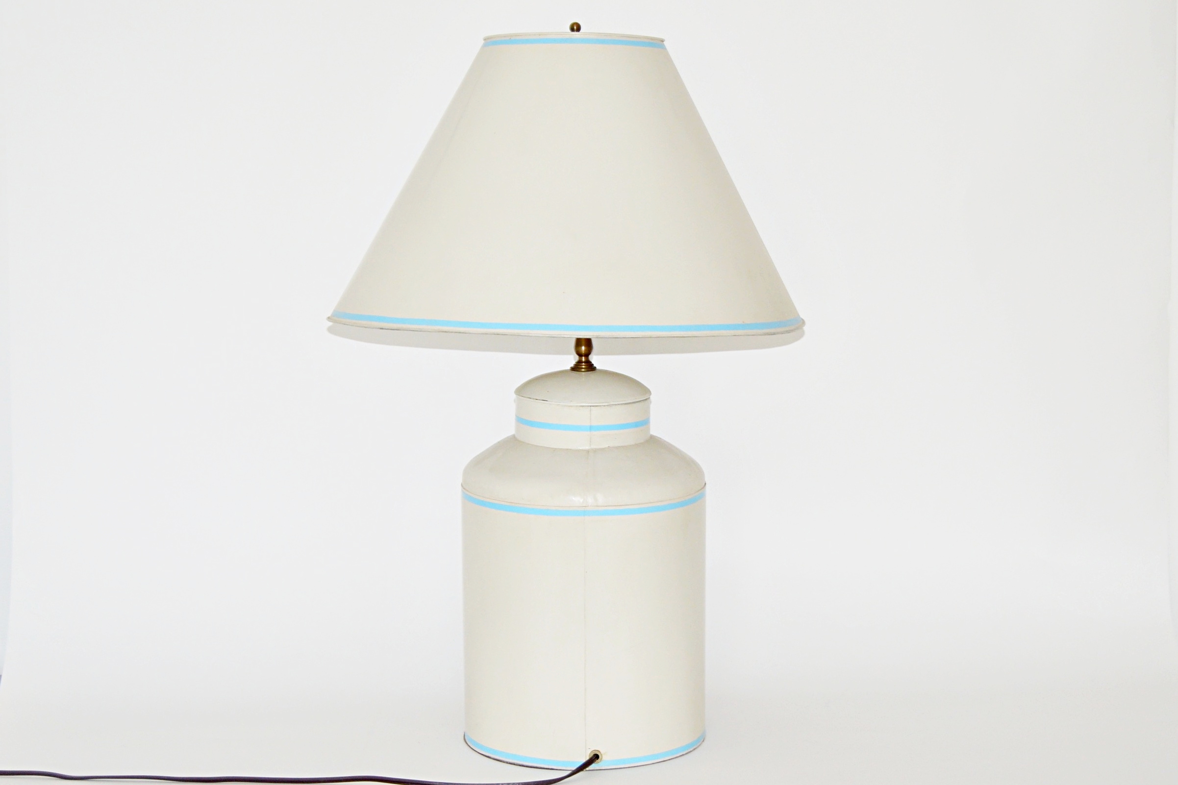 Tea Caddy Tole Lamp by JM PIers