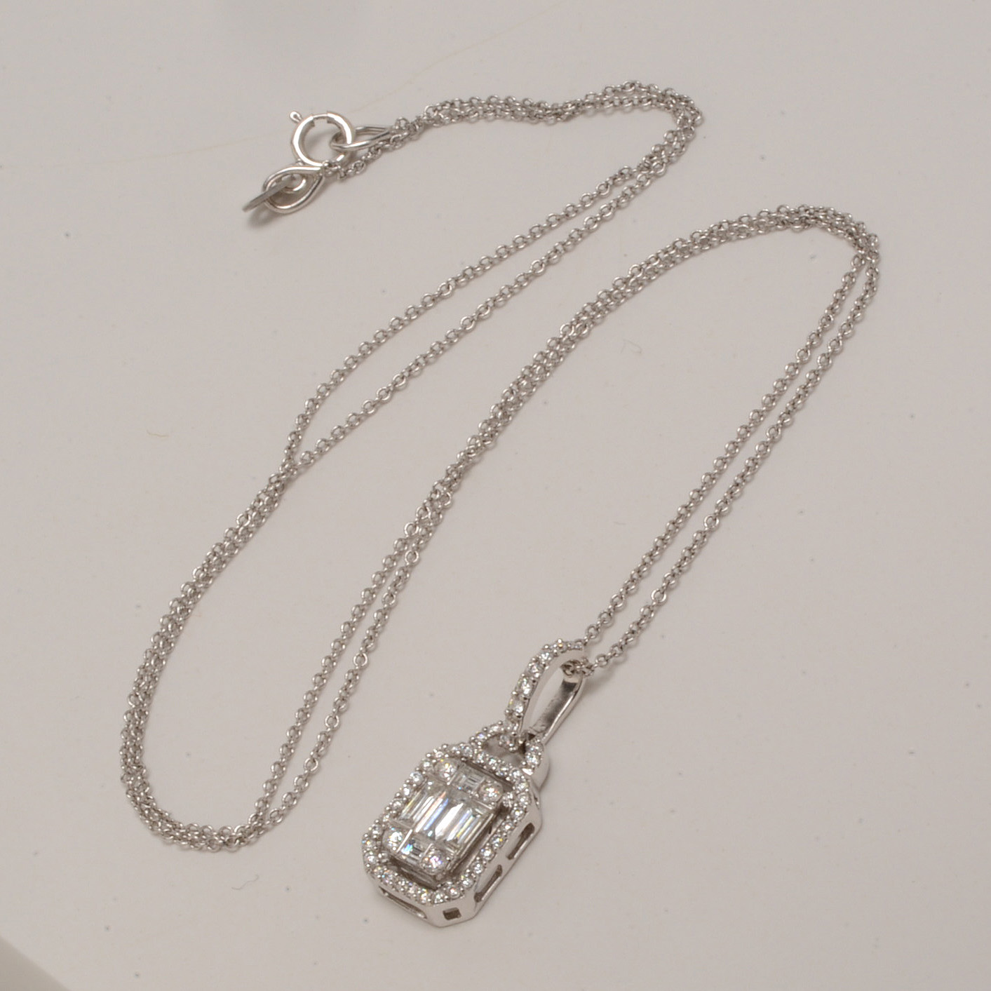 14K White Gold Diamond Pendant Necklace with 0.47 CTW in Diamonds