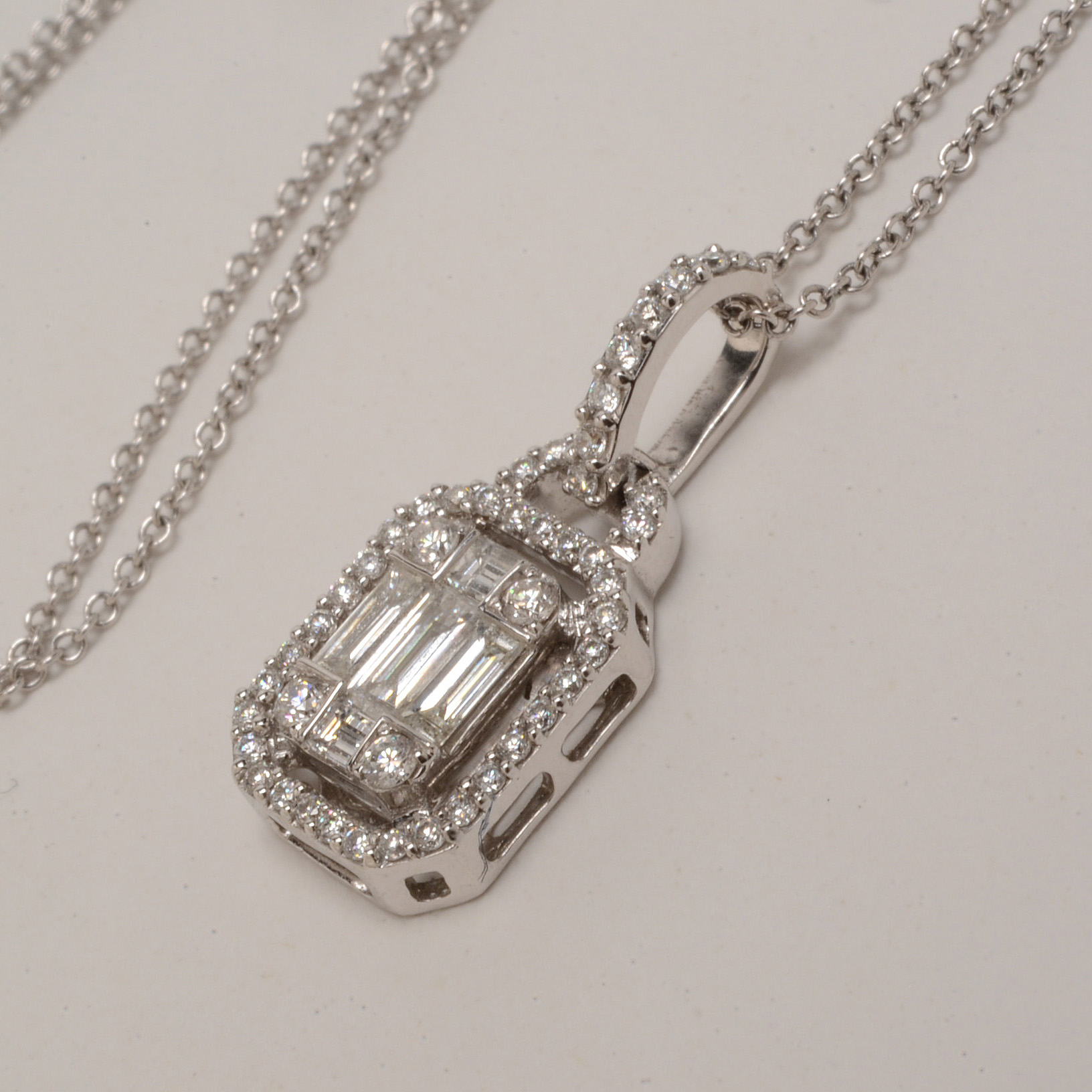 14K White Gold Diamond Pendant Necklace with 0.47 CTW in Diamonds