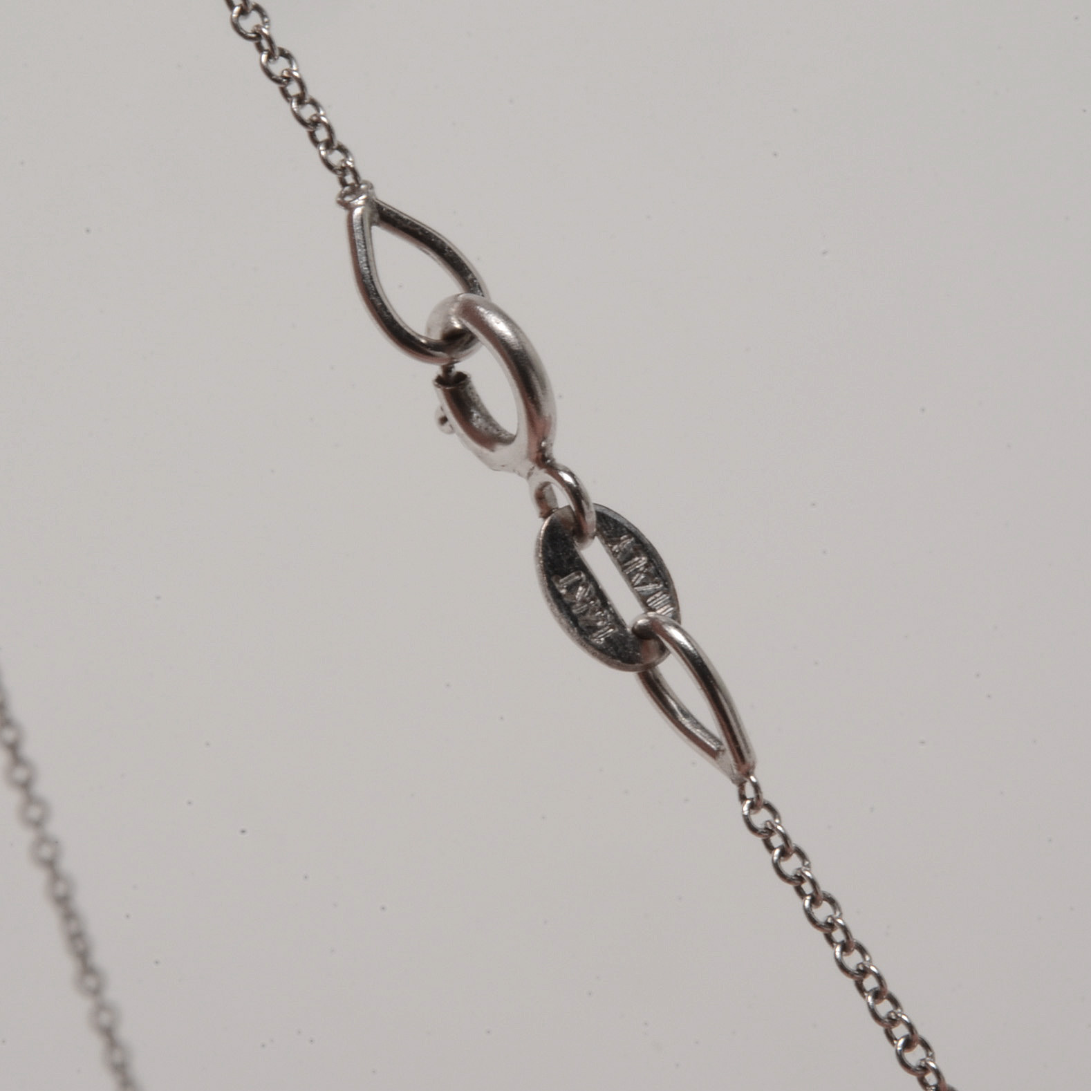 14K White Gold Diamond Pendant Necklace with 0.47 CTW in Diamonds