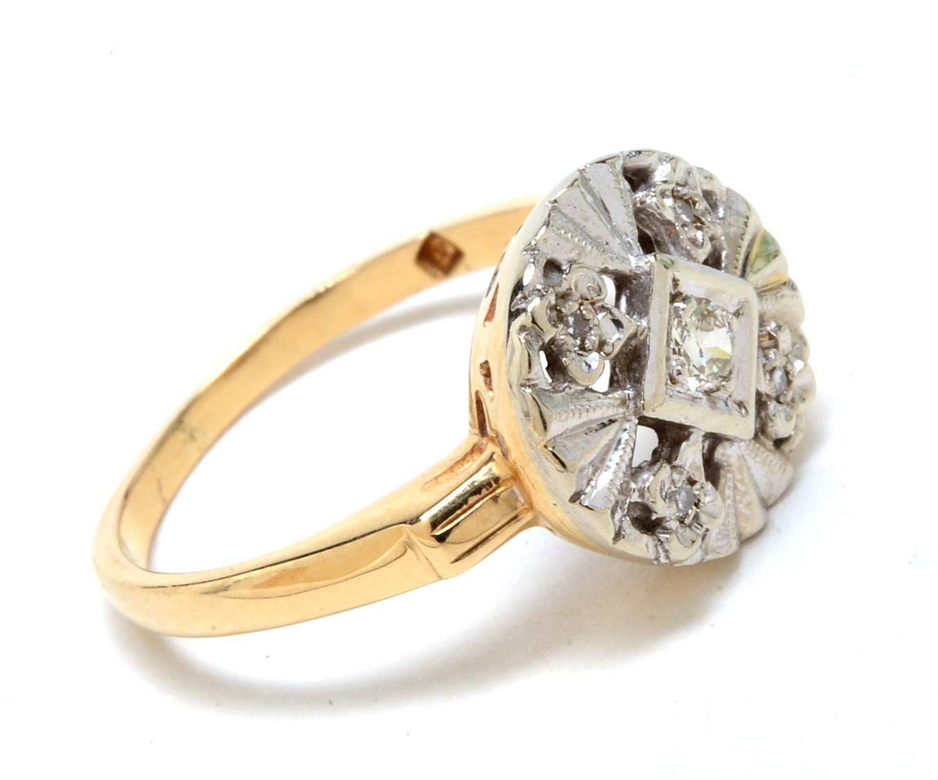 Edwardian 14K Yellow Gold Diamond Ring