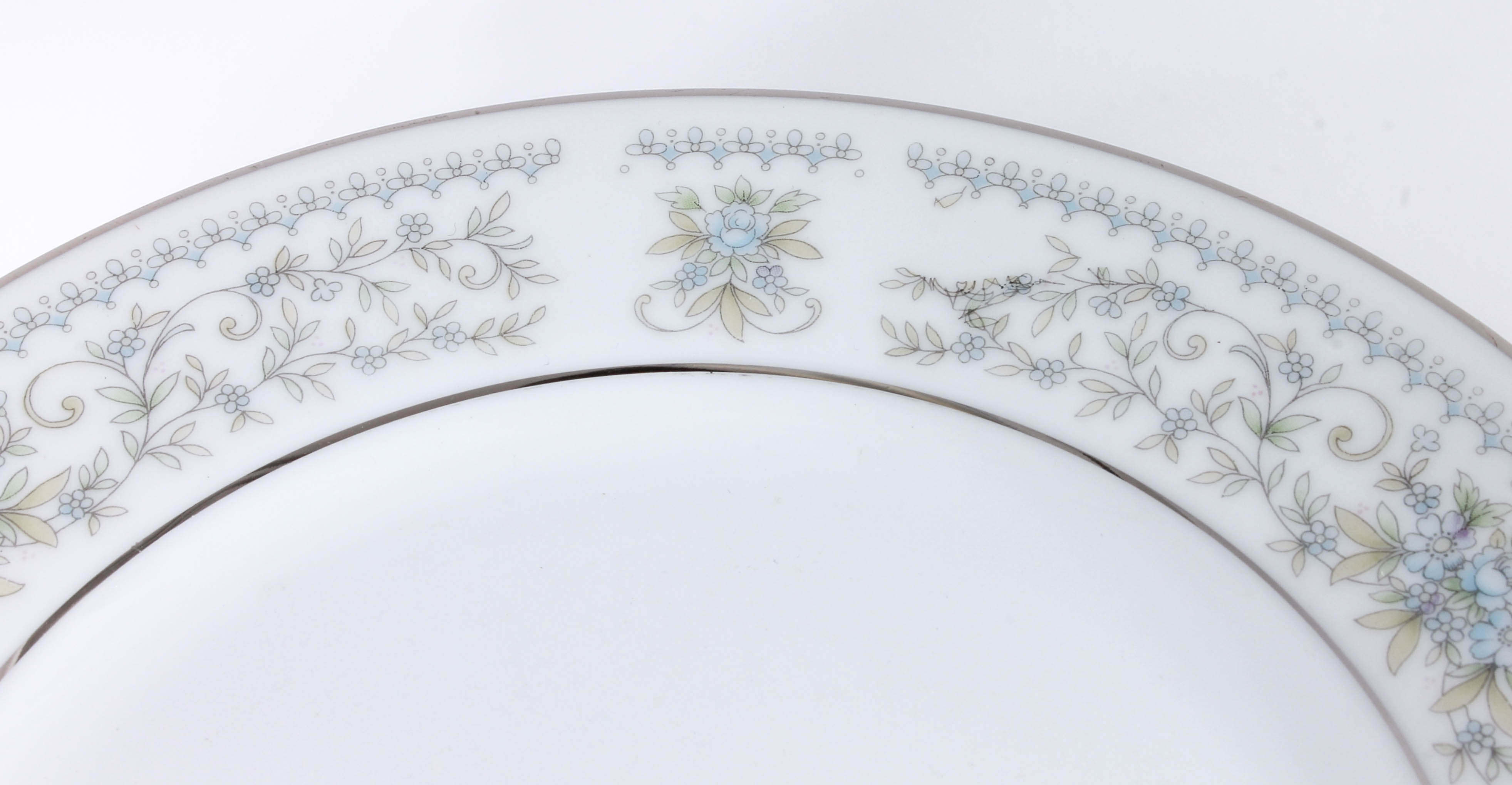 Nitto Hanover China Set