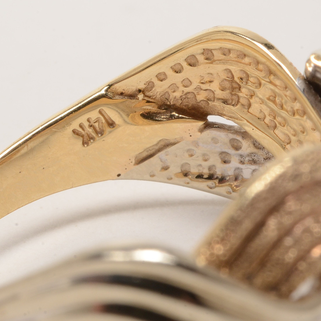 14K Yellow Gold Interwoven Band