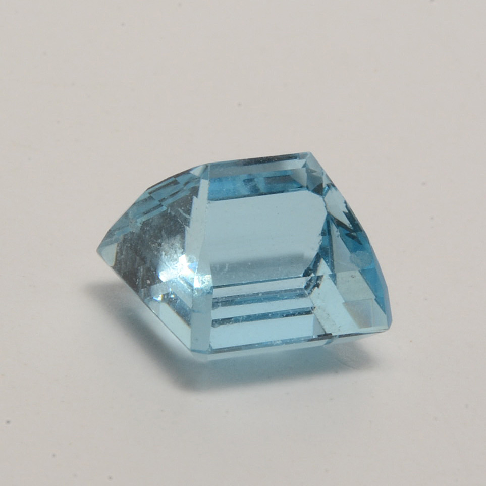 Loose 5.56 CT Cut Cornered Square Step Cut Aquamarine Gemstone