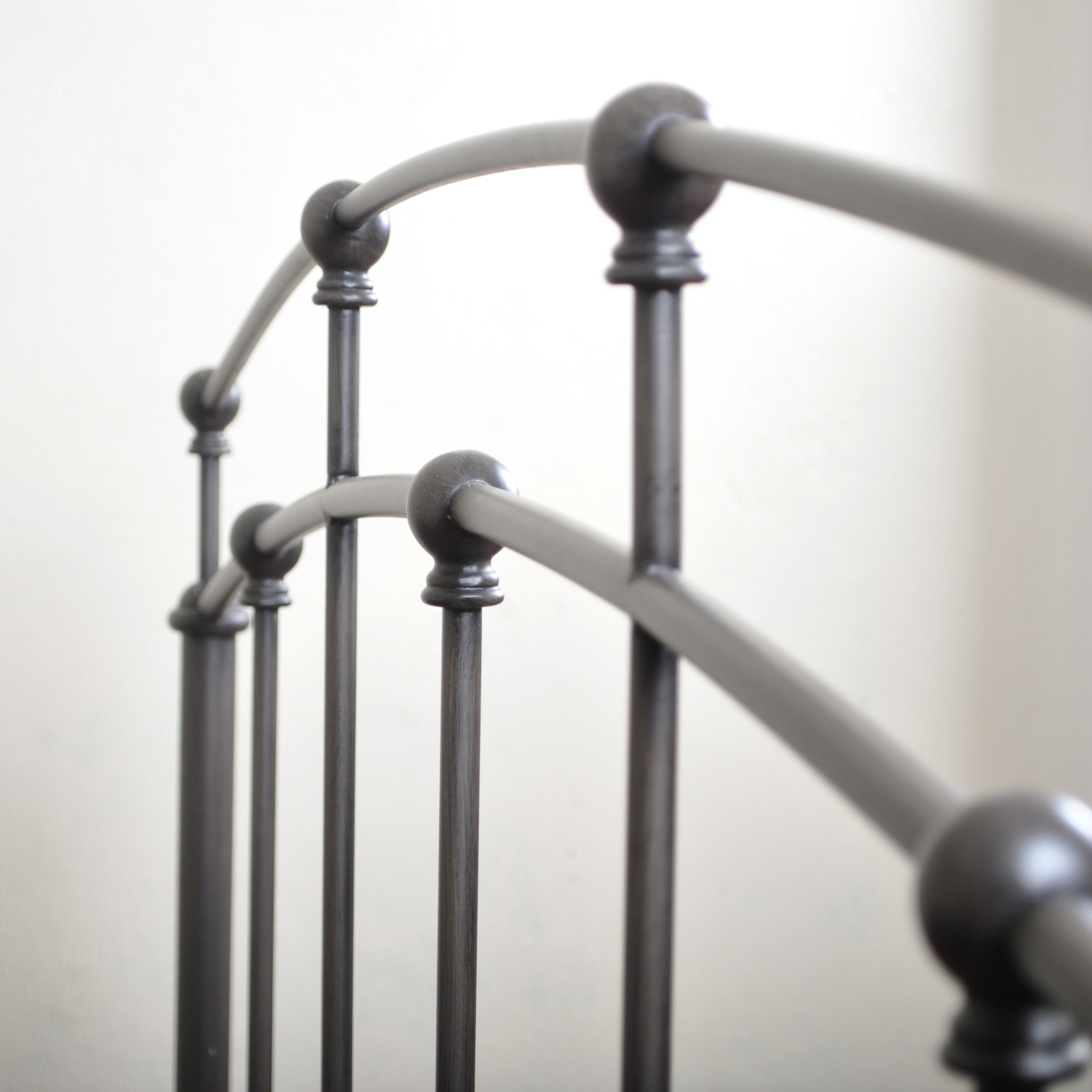 Metal Queen Size Bed Frame