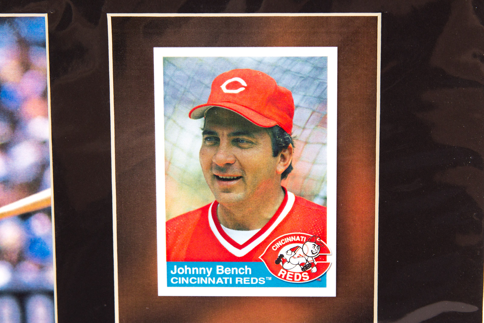 Johnny Bench Cincinnati Reds Offset Lithograph with Facsimile Signature