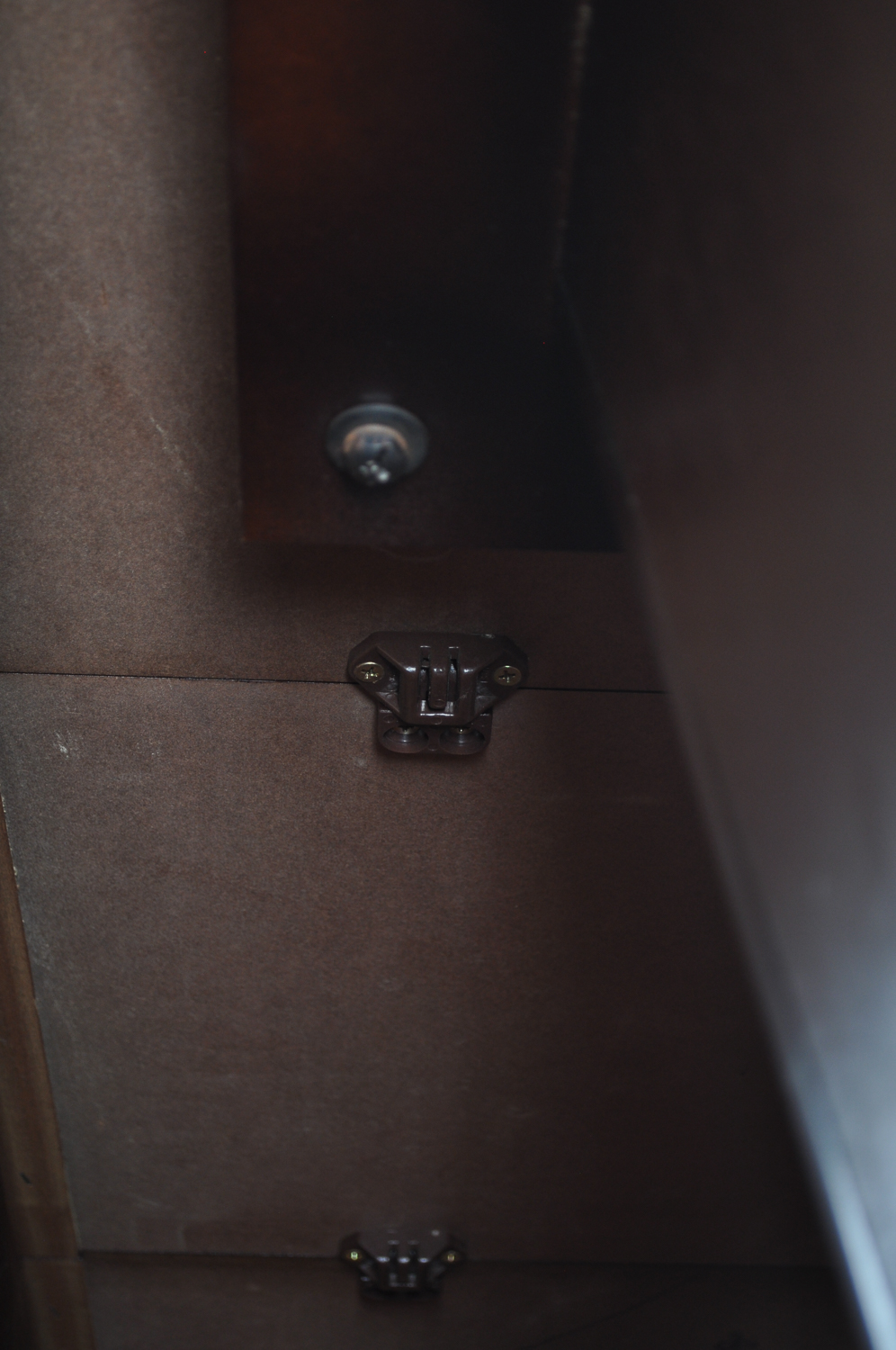 Pedestal Dining Table With Six Chairs