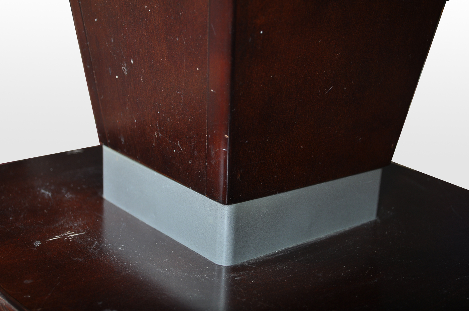 Pedestal Dining Table With Six Chairs