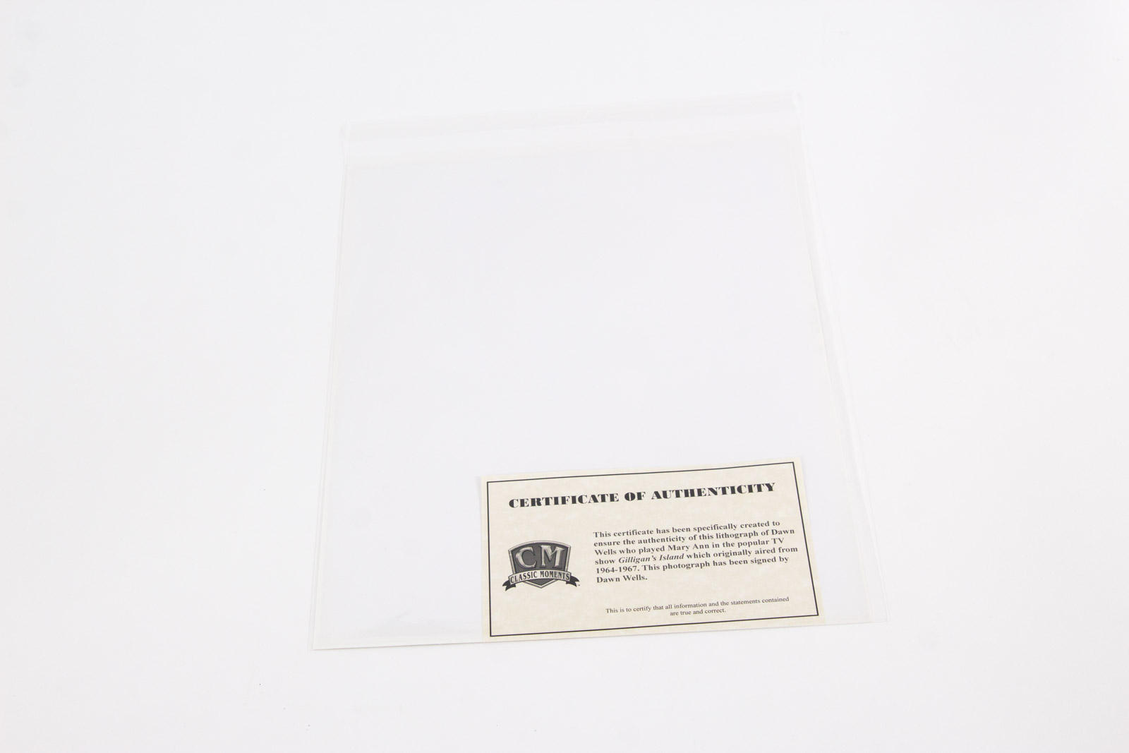 Dawn Wells Signed "Gilligan's Island" Mary Ann Photograph