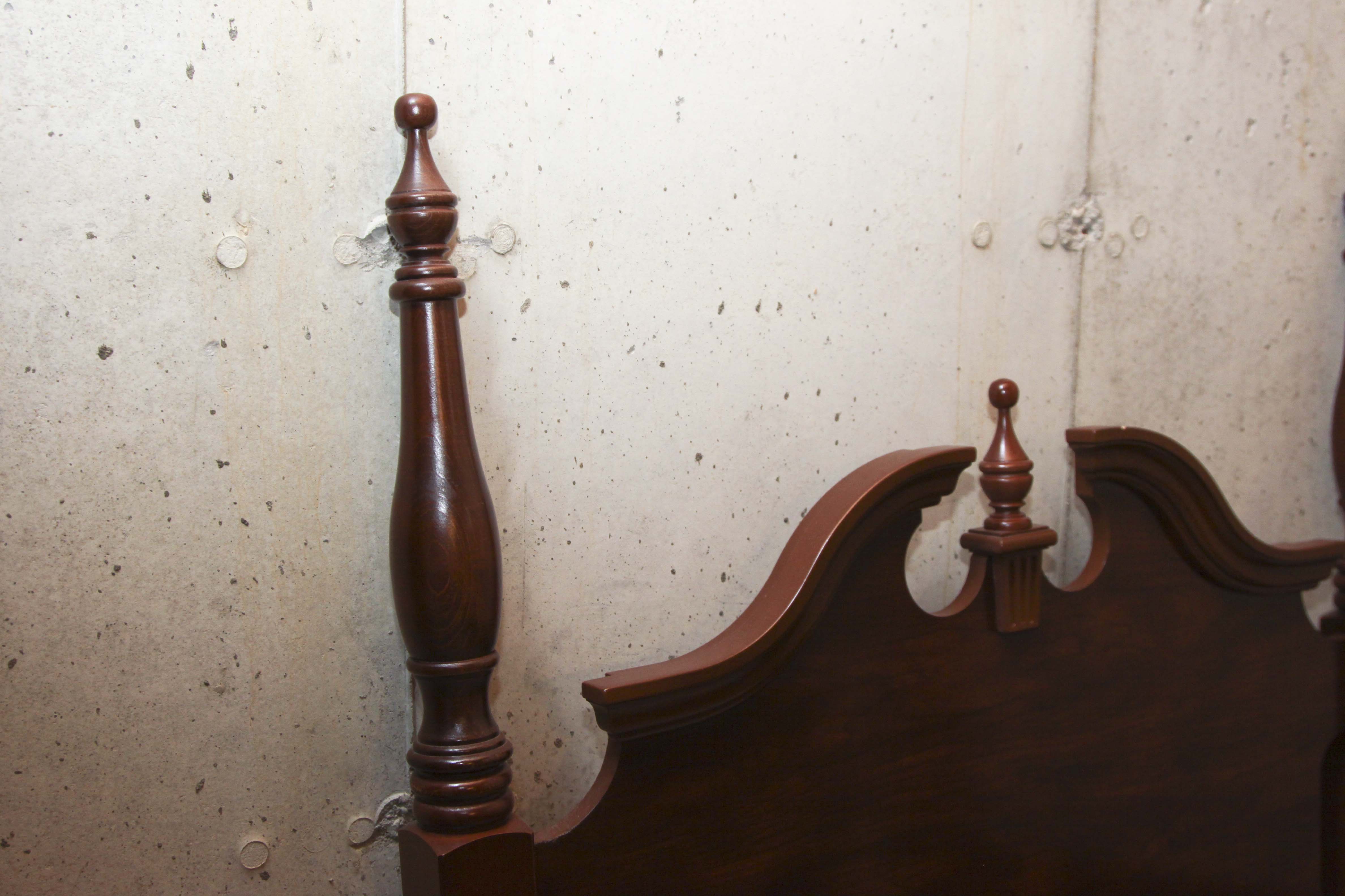 Twin Bed Headboard and Footboard