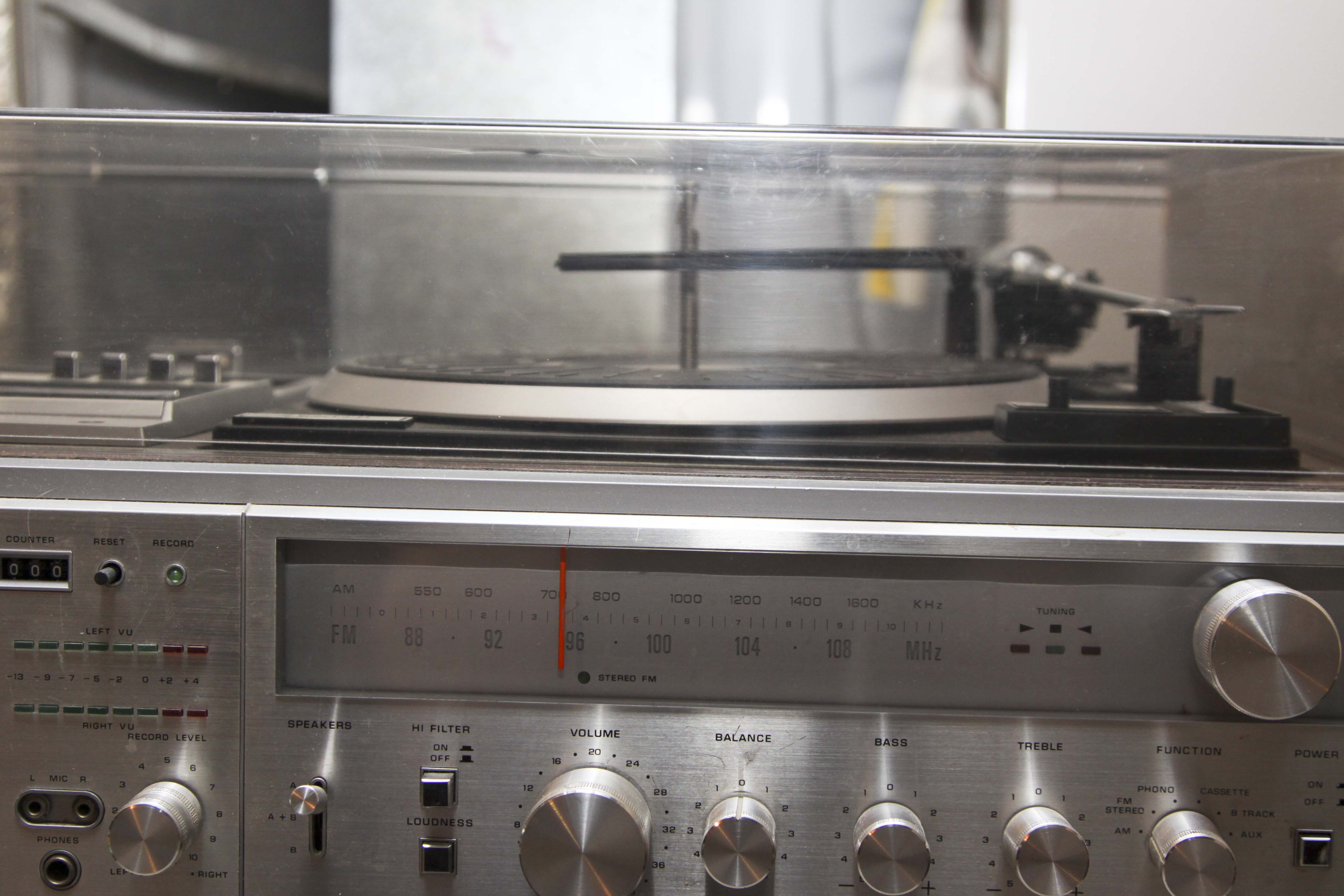 Zenith Vintage Stereo and Allegro 400 Model Speakers