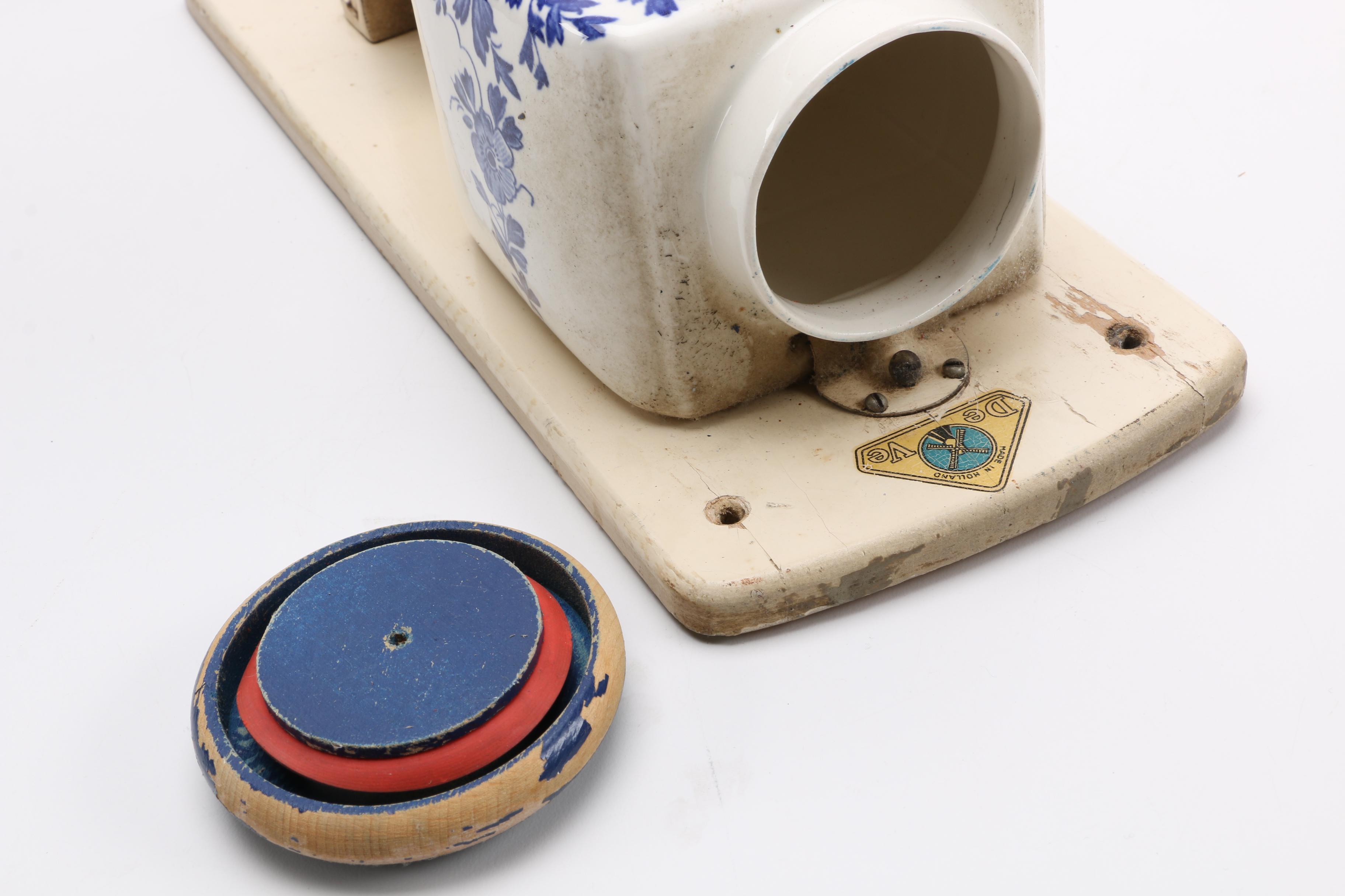 Deve Delft Blue Coffee Grinder