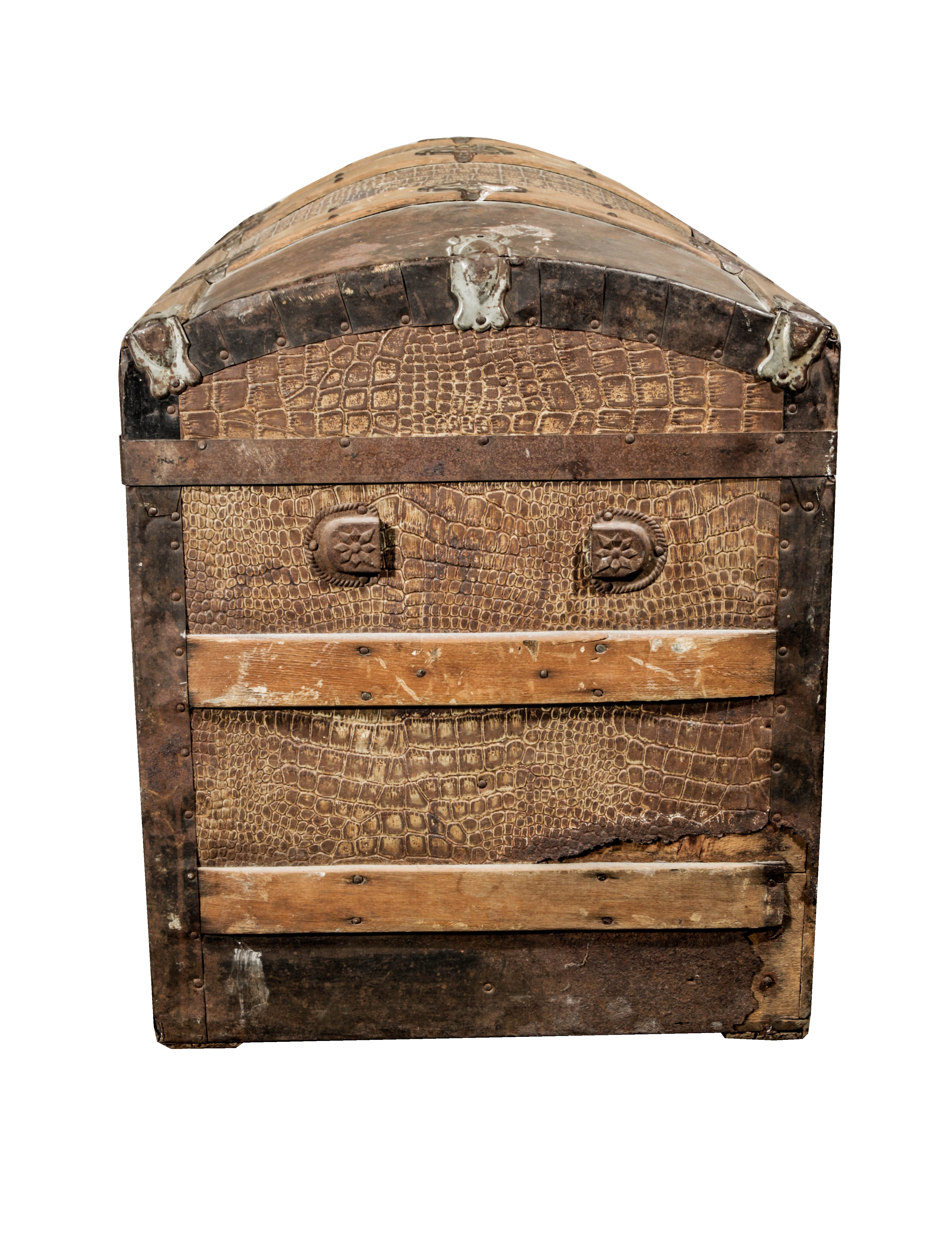 Antique Dome Top Trunk