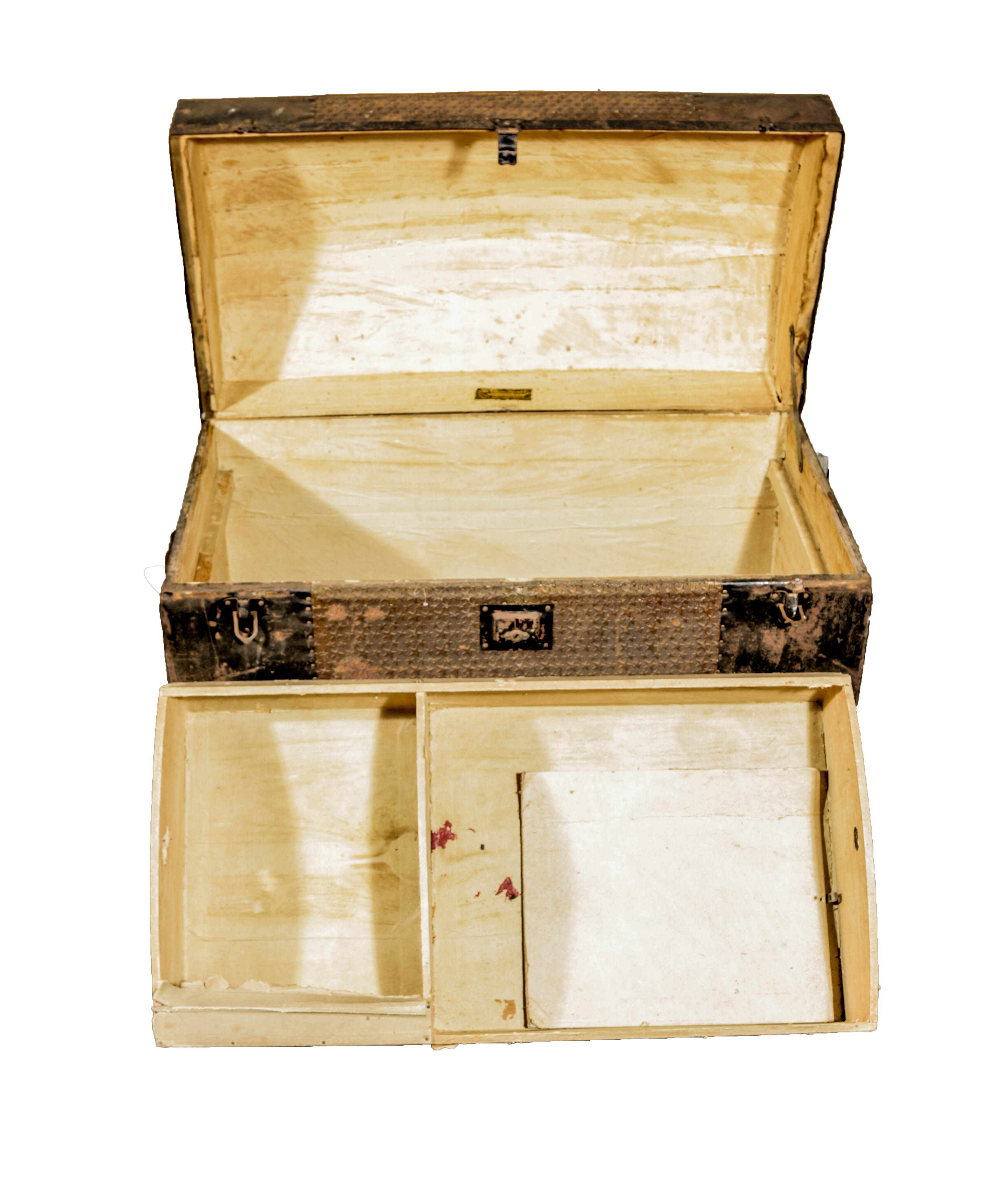 Eau Claire Trunk Co. Steamer Trunk