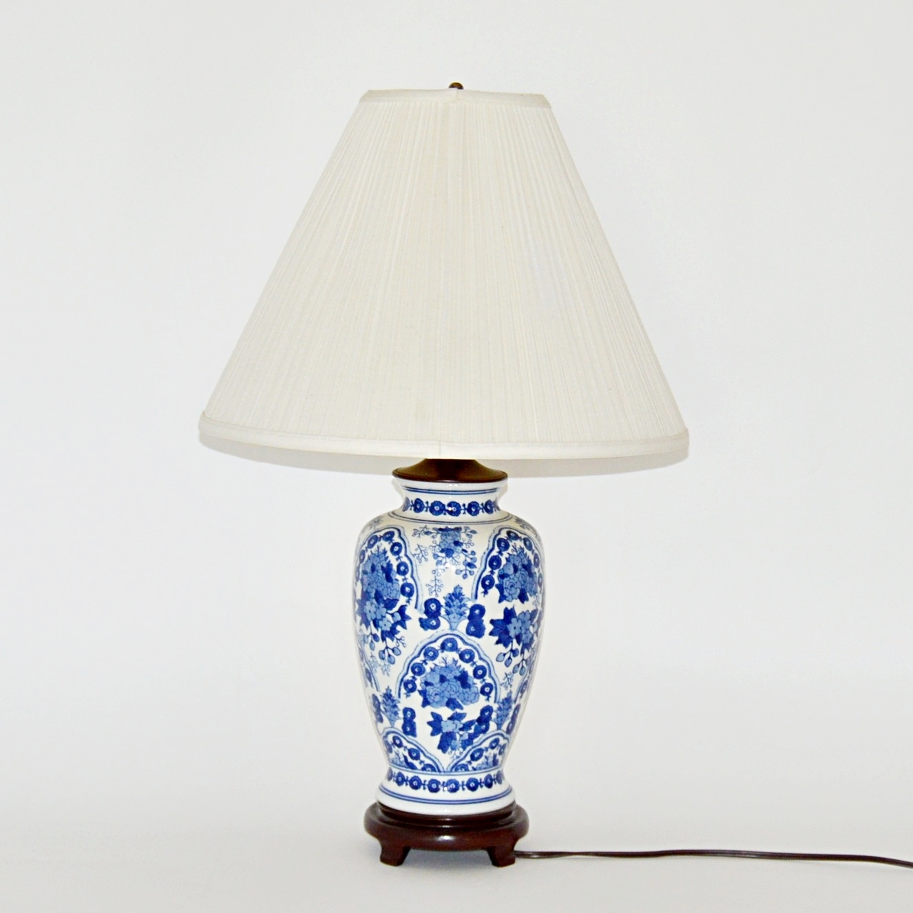 Chinoiserie Tamp Lamp