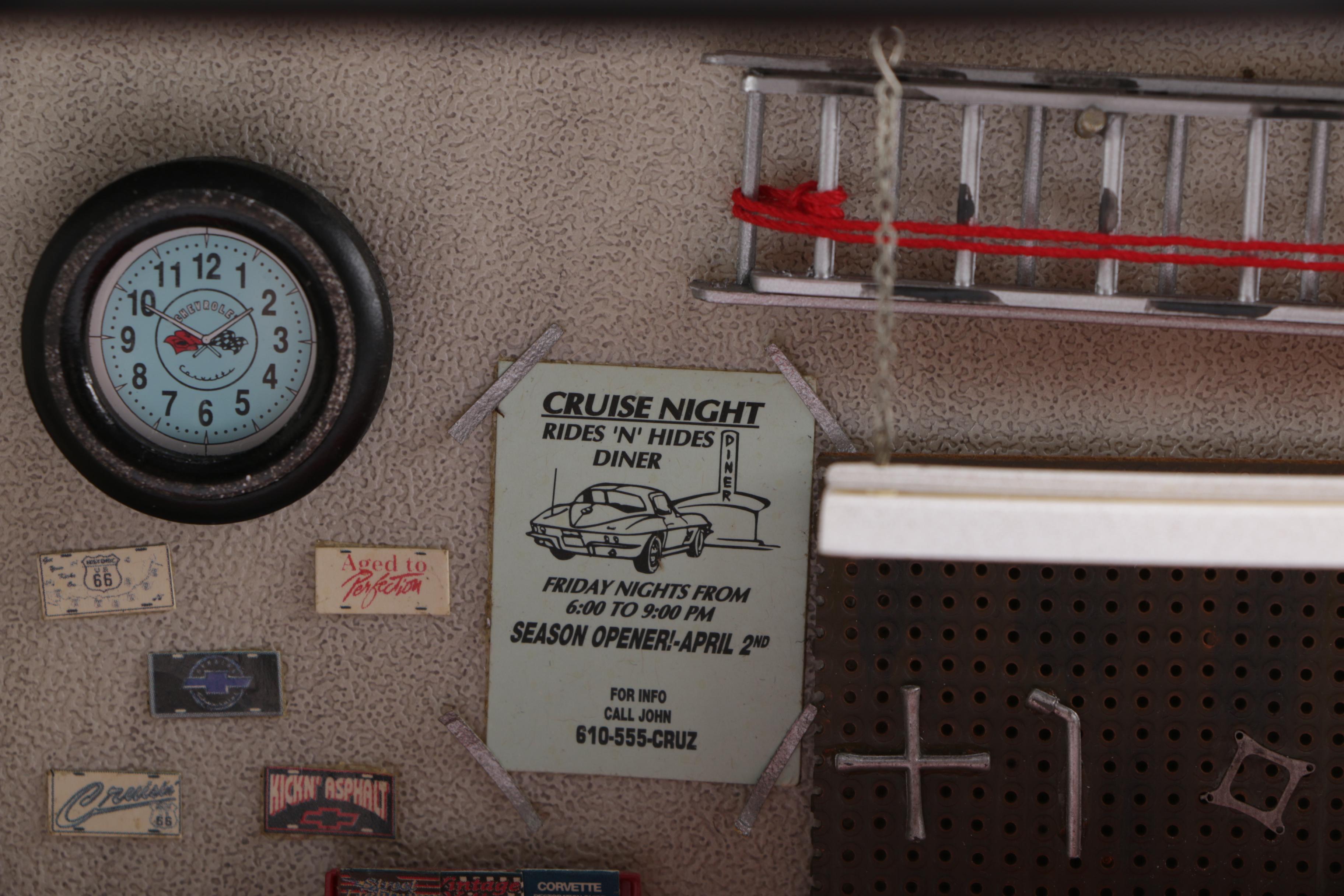 Franklin Mint Corvette Garage Diorama